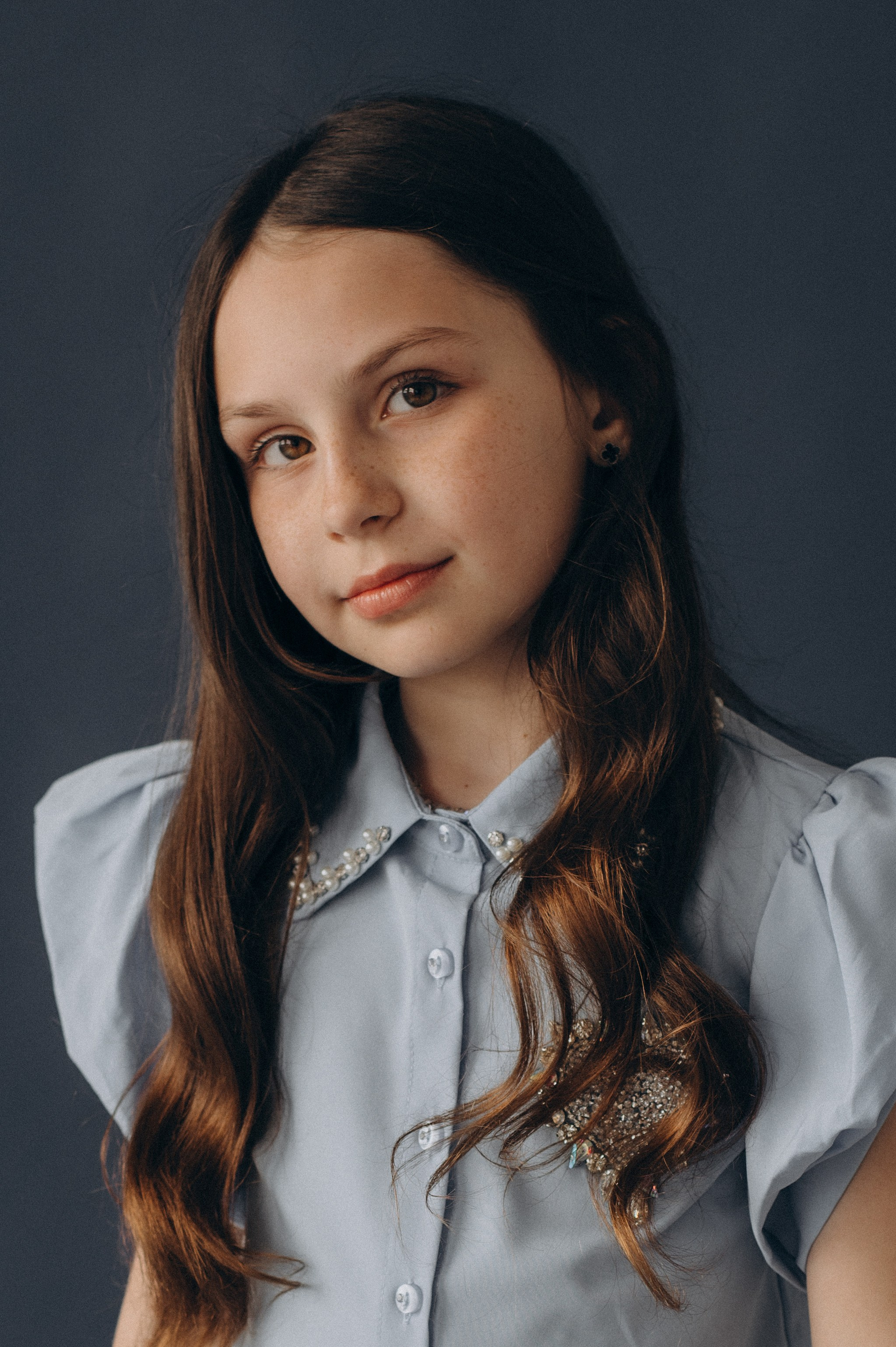 Шкільна фотосесія на віньєтки Тернопіль, шкільні альбоми, фотосесія випускників Тернопіль, випускний альбом, фотограф випускний Тернопіль. Сімейний, дитячий та індивідуальний фотограф в м. Тернопіль, м. Львів