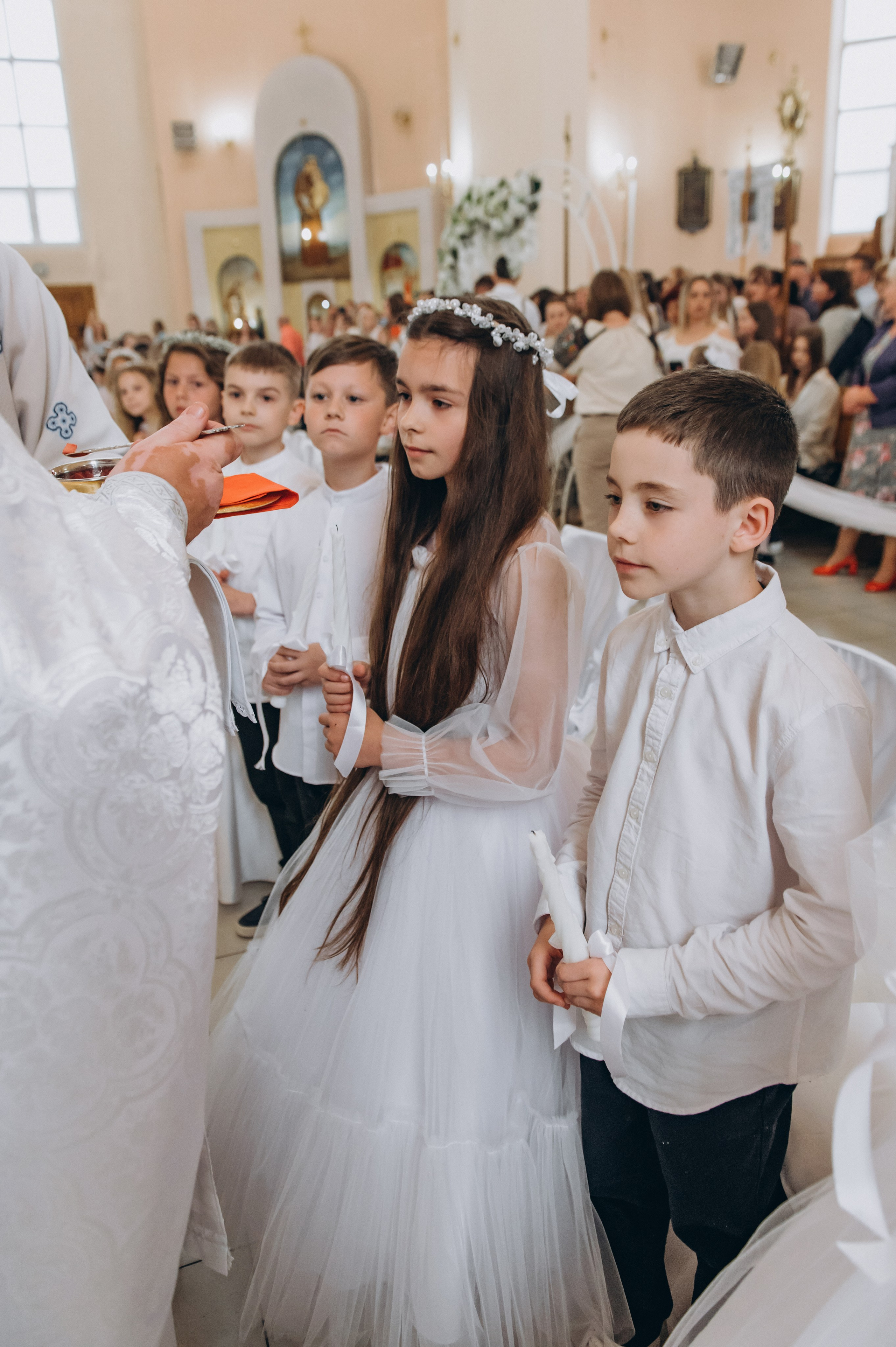 Фотосесія Причастя Тернопіль, зйомка Причастя, фотограф на Причастя Тернопіль, Причастя Львів, церква Петра і Павла. Сімейний, дитячий та індивідуальний фотограф в м. Тернопіль, м. Львів