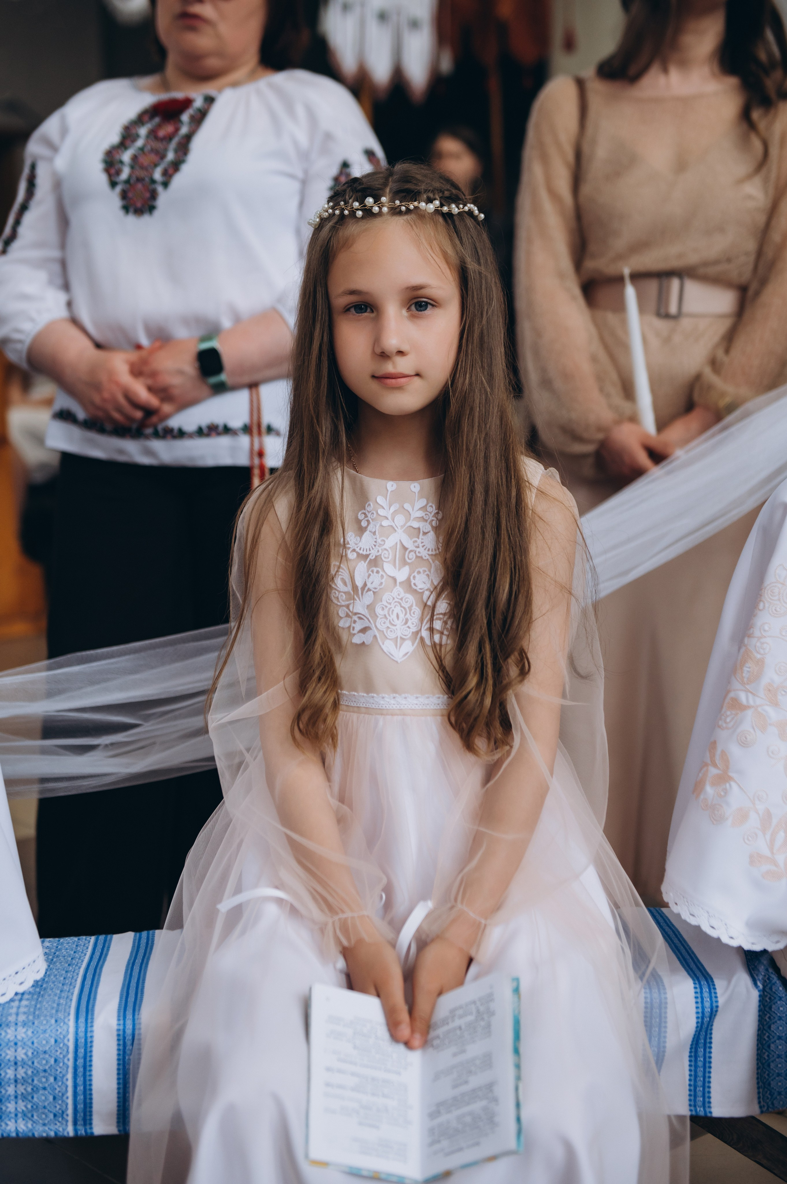 Фотосесія Причастя Тернопіль церква Св Михаїла, фотограф на Причастя Тернопіль, фотосесія Літургії Причастя Тернопіль. Сімейний, дитячий та індивідуальний фотограф в м. Тернопіль, м. Львів
