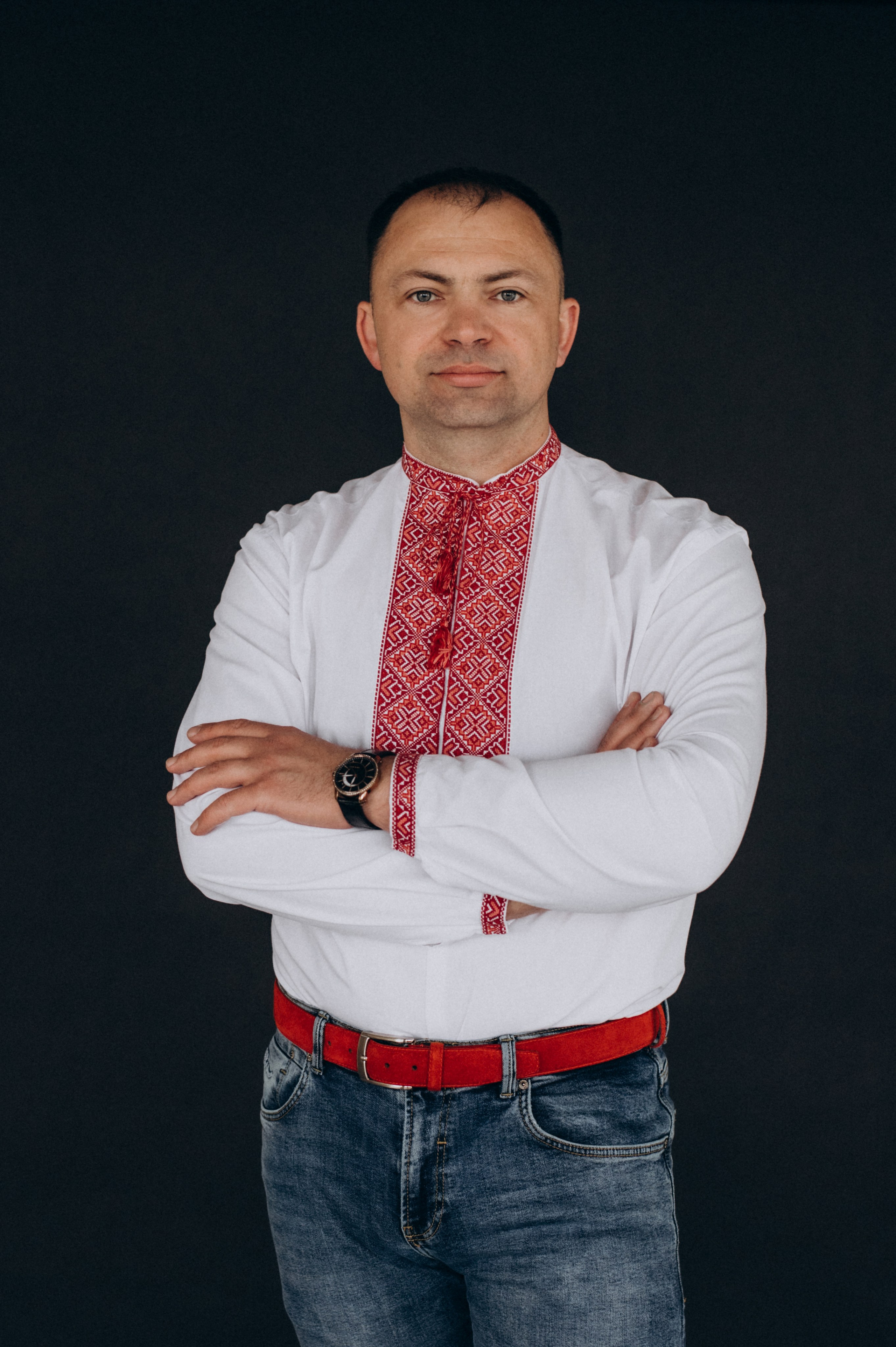 Сімейна фотосесія Тернопіль, сімейна зйомка у вишиванках, фотосесія Львів. Сімейний, дитячий та індивідуальний фотограф в м. Тернопіль, м. Львів