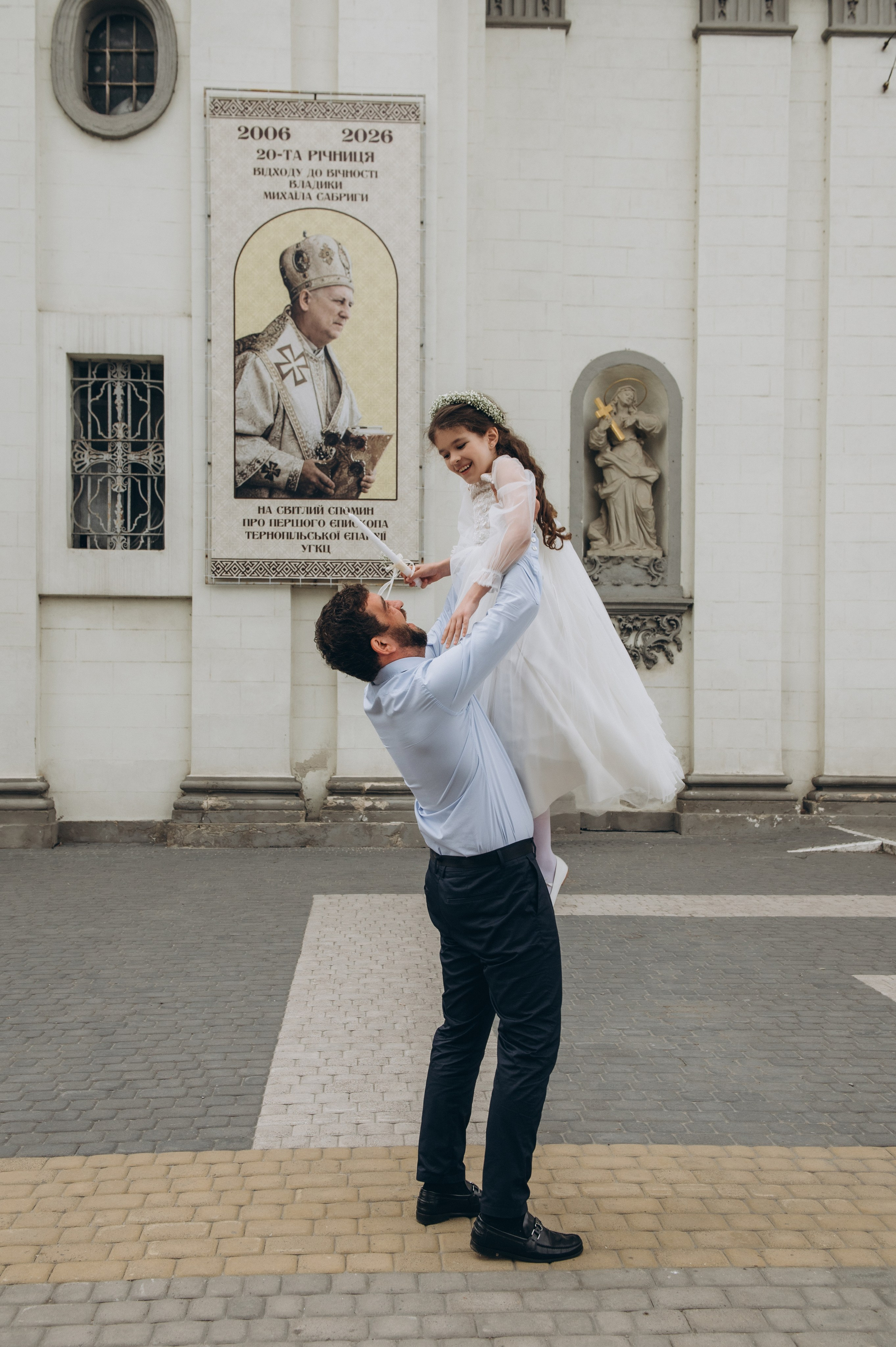 Фотосесія Першого Причастя Тернопіль, фотосесія Причастя Тернопіль, Таїнство Першого Причастя Тернопіль, Катедра Причастя Тернопіль. Сімейний, дитячий та індивідуальний фотограф в м. Тернопіль, м. Львів