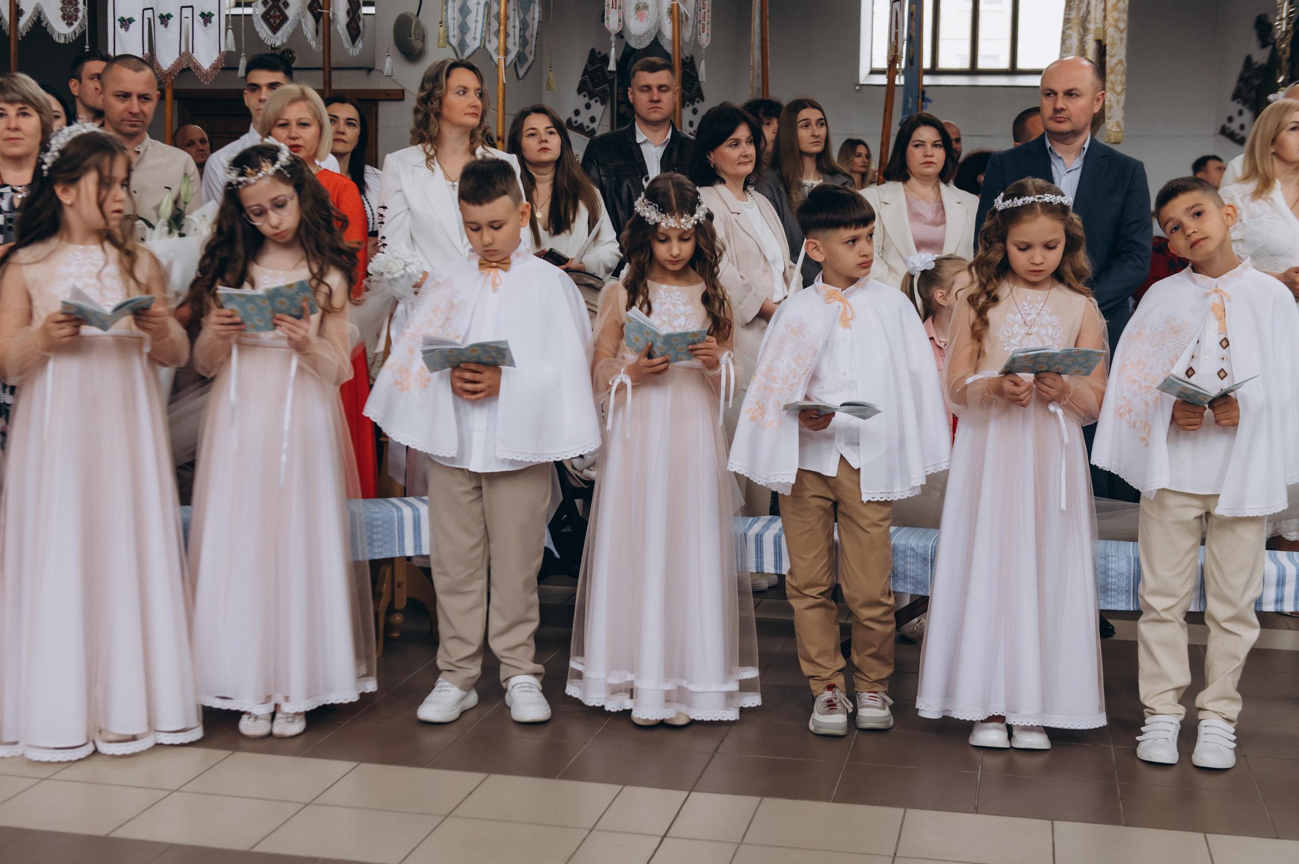 Фотосесія Причастя Тернопіль, зйомка Причастя, фотограф на Причастя Тернопіль, Причастя Львів, Причастя церква Михаїла Тернопіль. Сімейний, дитячий та індивідуальний фотограф в м. Тернопіль, м. Львів
