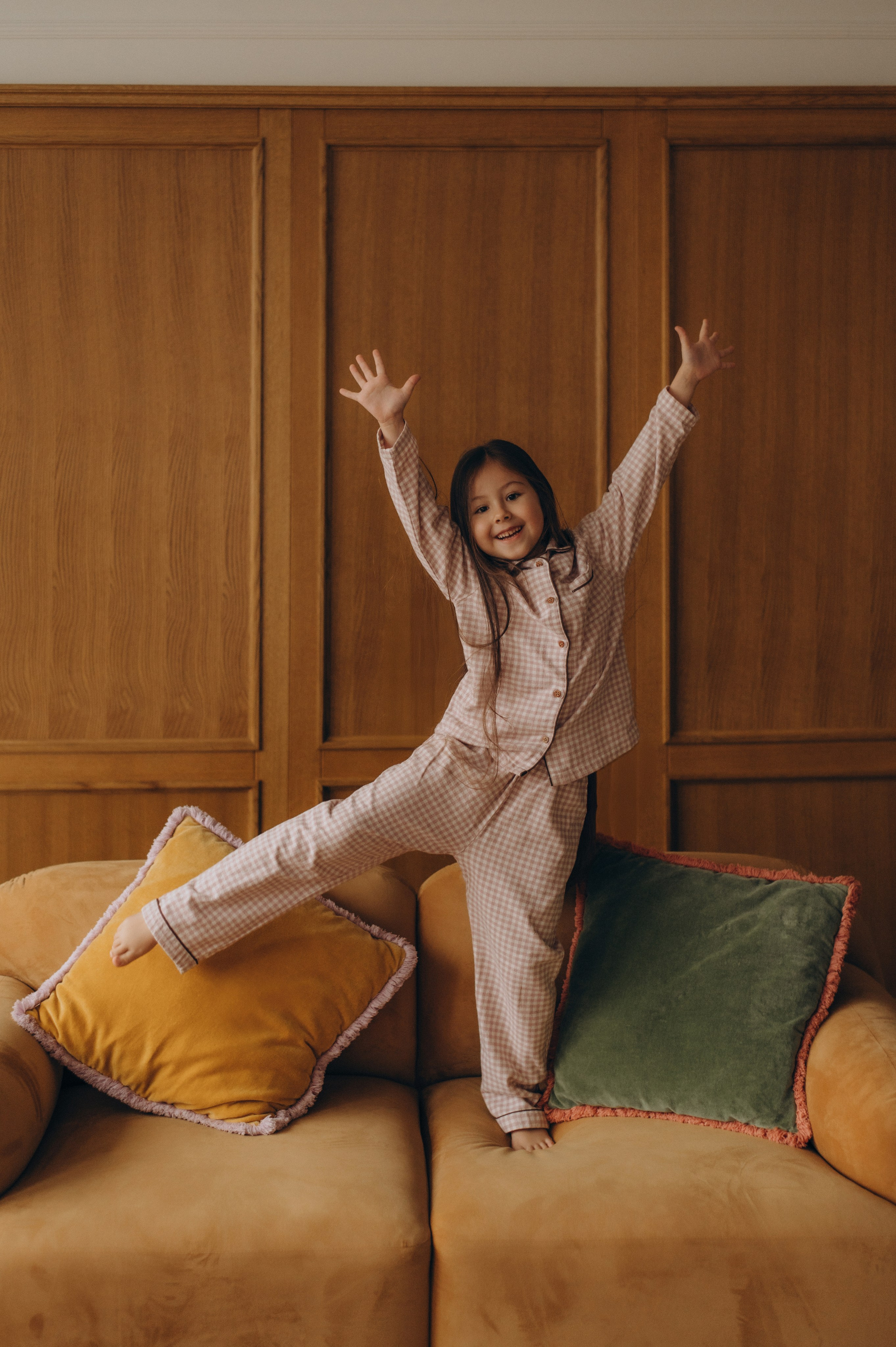 Фотосесія сестричок Тернопіль, зйомка сестрички, сімейний фотограф Тернопіль, портретний фотограф Тернопіль, фотосесія дітей. Сімейний, дитячий та індивідуальний фотограф в м. Тернопіль, м. Львів