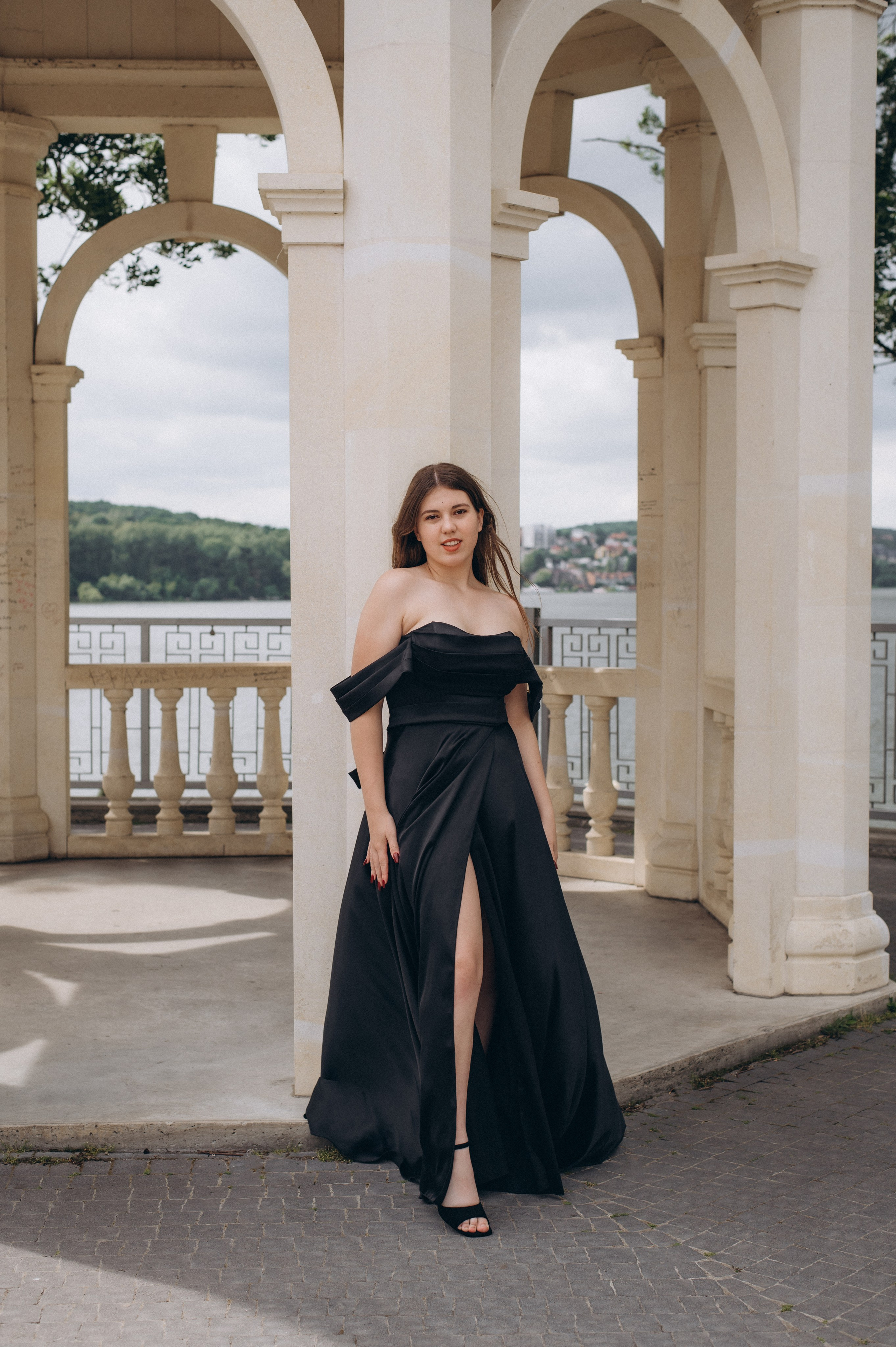 Випускники 2025, фотосесія випускного Тернопіль, фотосесія випускників Тернопіль, зйомка випускного, фотосесія випускного. Сімейний, дитячий та індивідуальний фотограф в м. Тернопіль, м. Львів