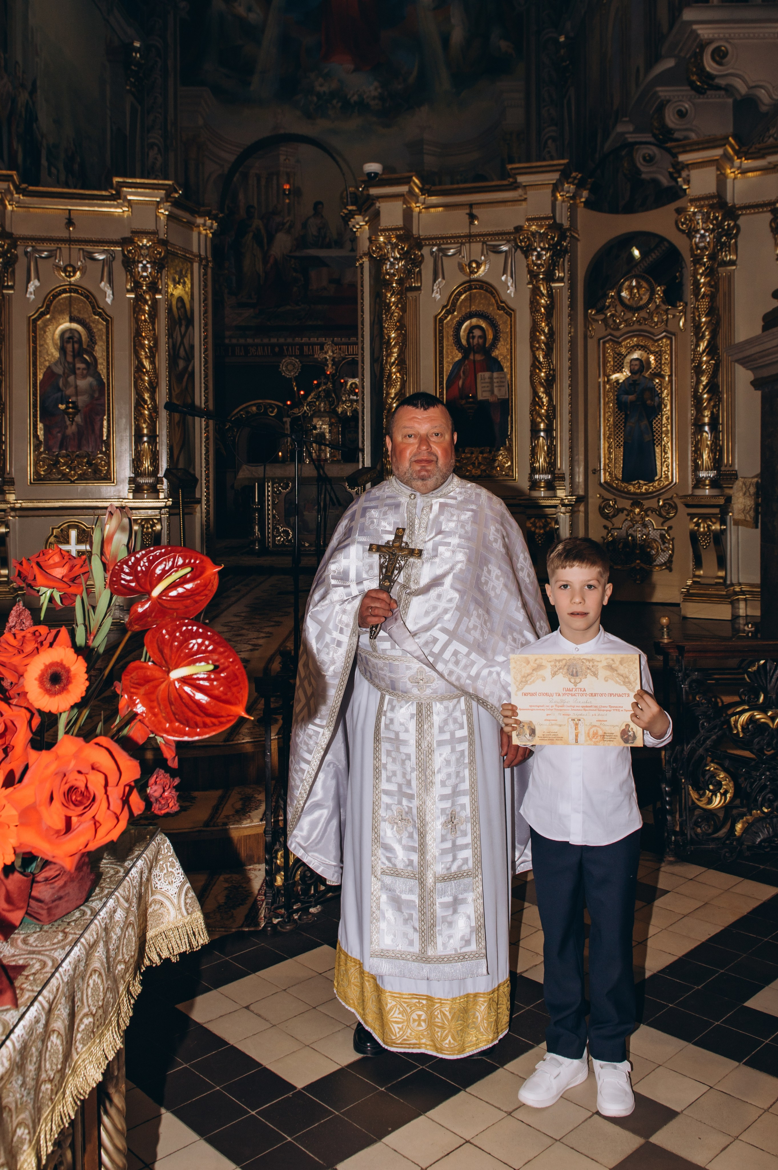Фотосесія Першого Причастя Тернопіль, фотосесія Причастя Тернопіль, Таїнство Першого Причастя Тернопіль, Катедра Причастя Тернопіль. Сімейний, дитячий та індивідуальний фотограф в м. Тернопіль, м. Львів