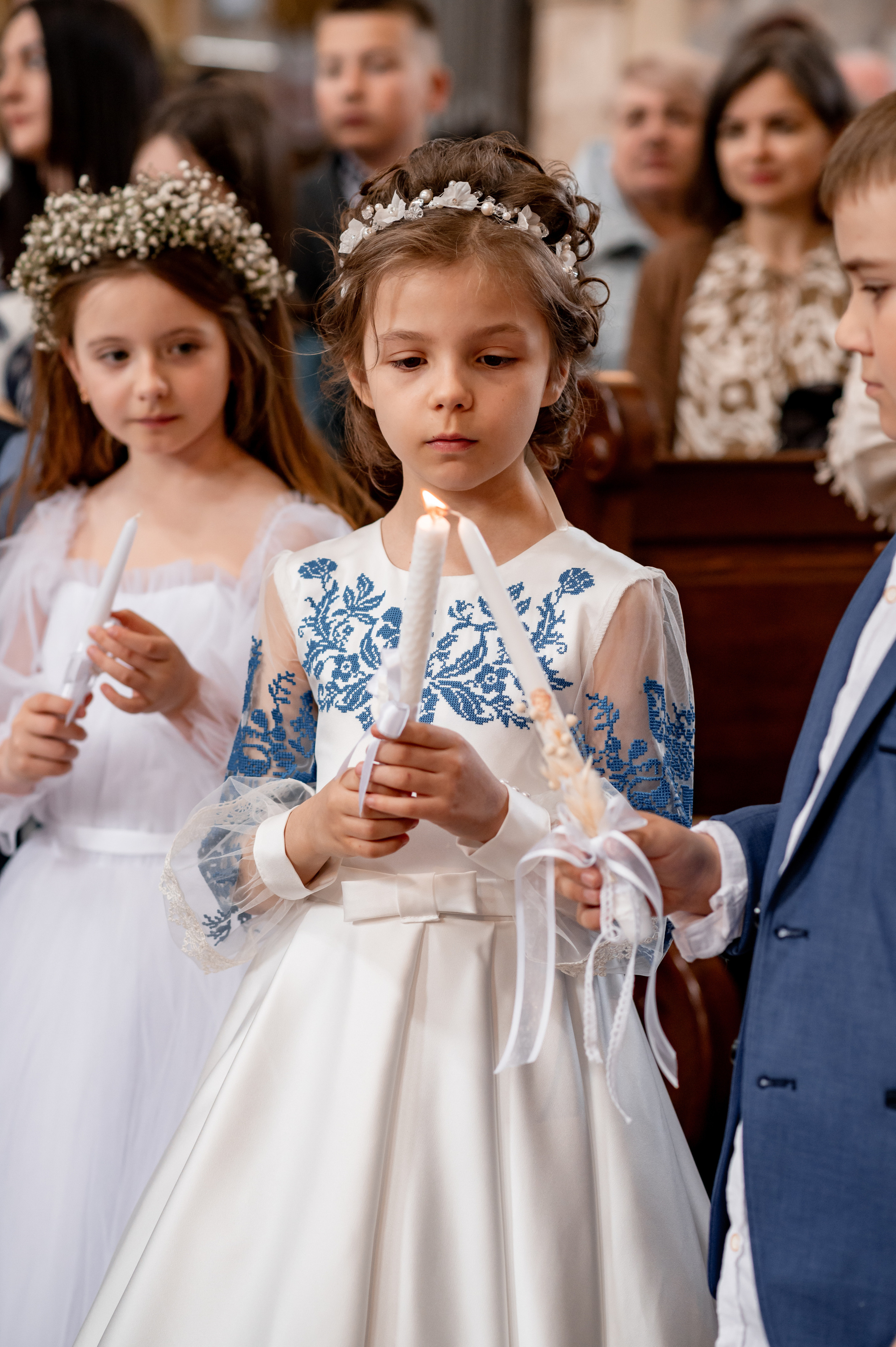 Фотосесія Першого Причастя Тернопіль, зйомка Причастя Тернопіль, Таїнство Першого Причастя Тернопіль, Катедра Причастя Тернопіль. Сімейний, дитячий та індивідуальний фотограф в м. Тернопіль, м. Львів