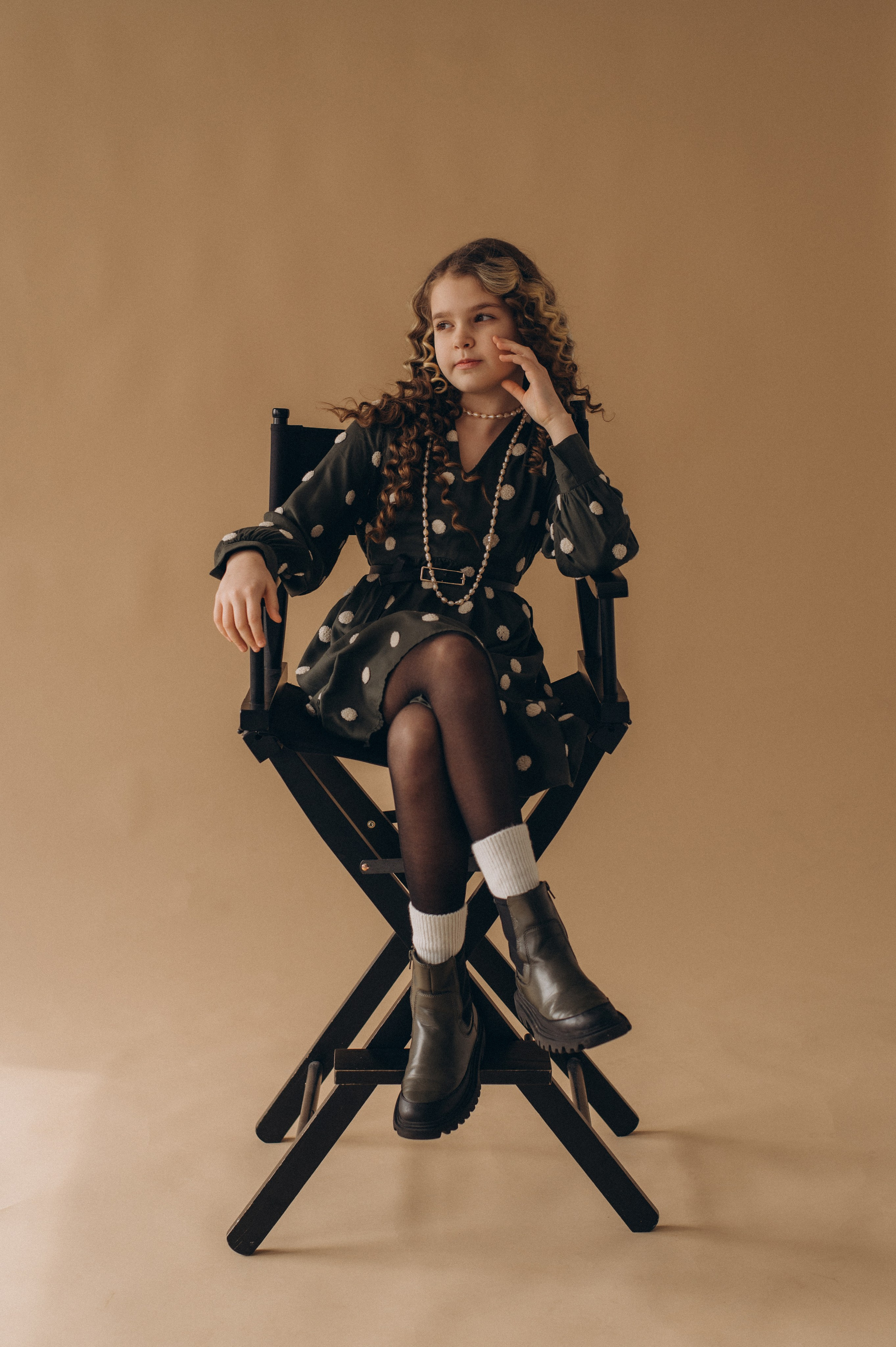 Шкільна фотосесія на віньєтки Тернопіль, шкільні альбоми, фотосесія випускників Тернопіль, випускний альбом, фотограф випускний Тернопіль. Сімейний, дитячий та індивідуальний фотограф в м. Тернопіль, м. Львів