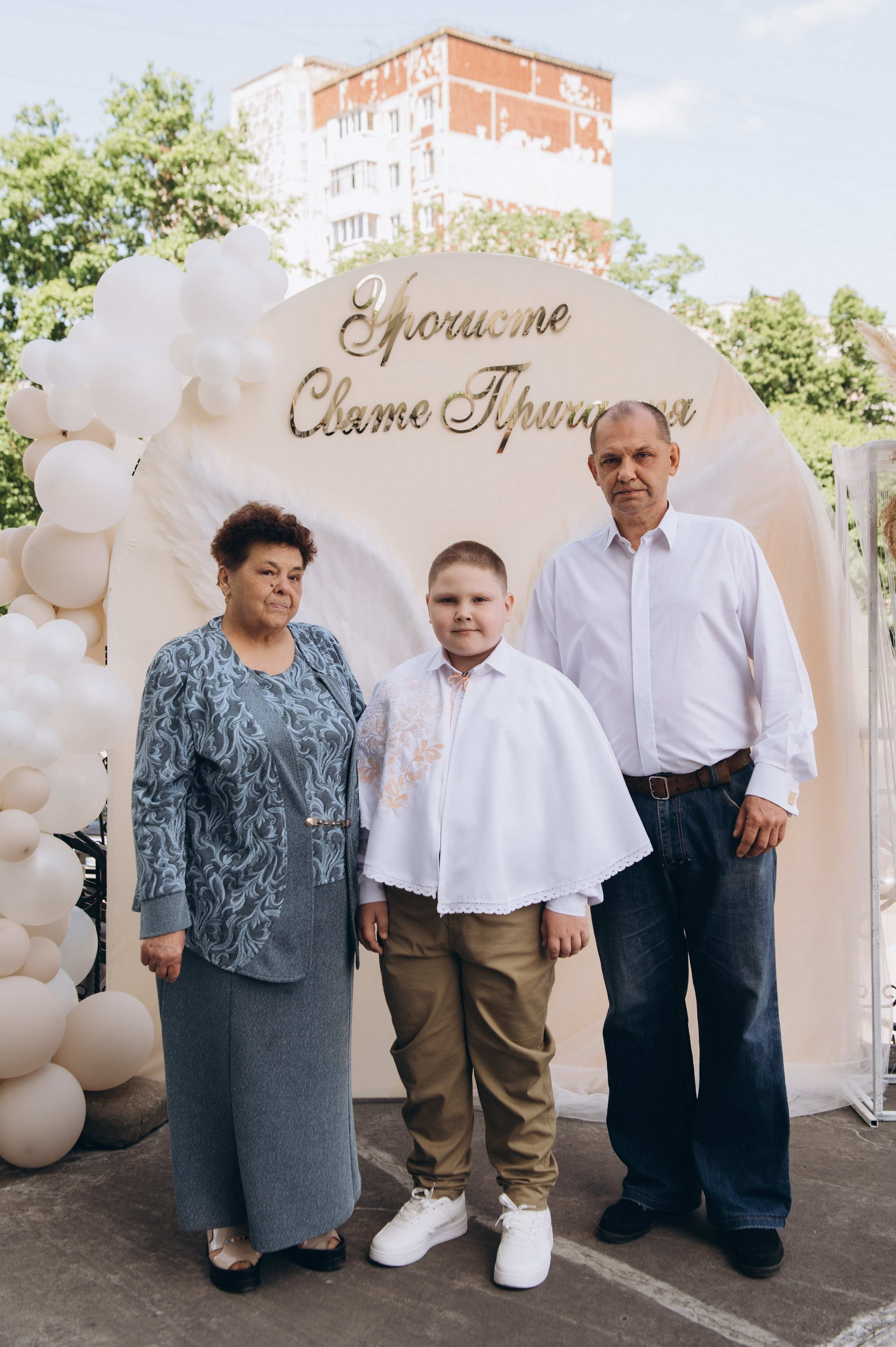 Фотосесія Причастя Тернопіль церква Св Михаїла, фотограф на Причастя Тернопіль, фотосесія Літургії Причастя Тернопіль. Сімейний, дитячий та індивідуальний фотограф в м. Тернопіль, м. Львів