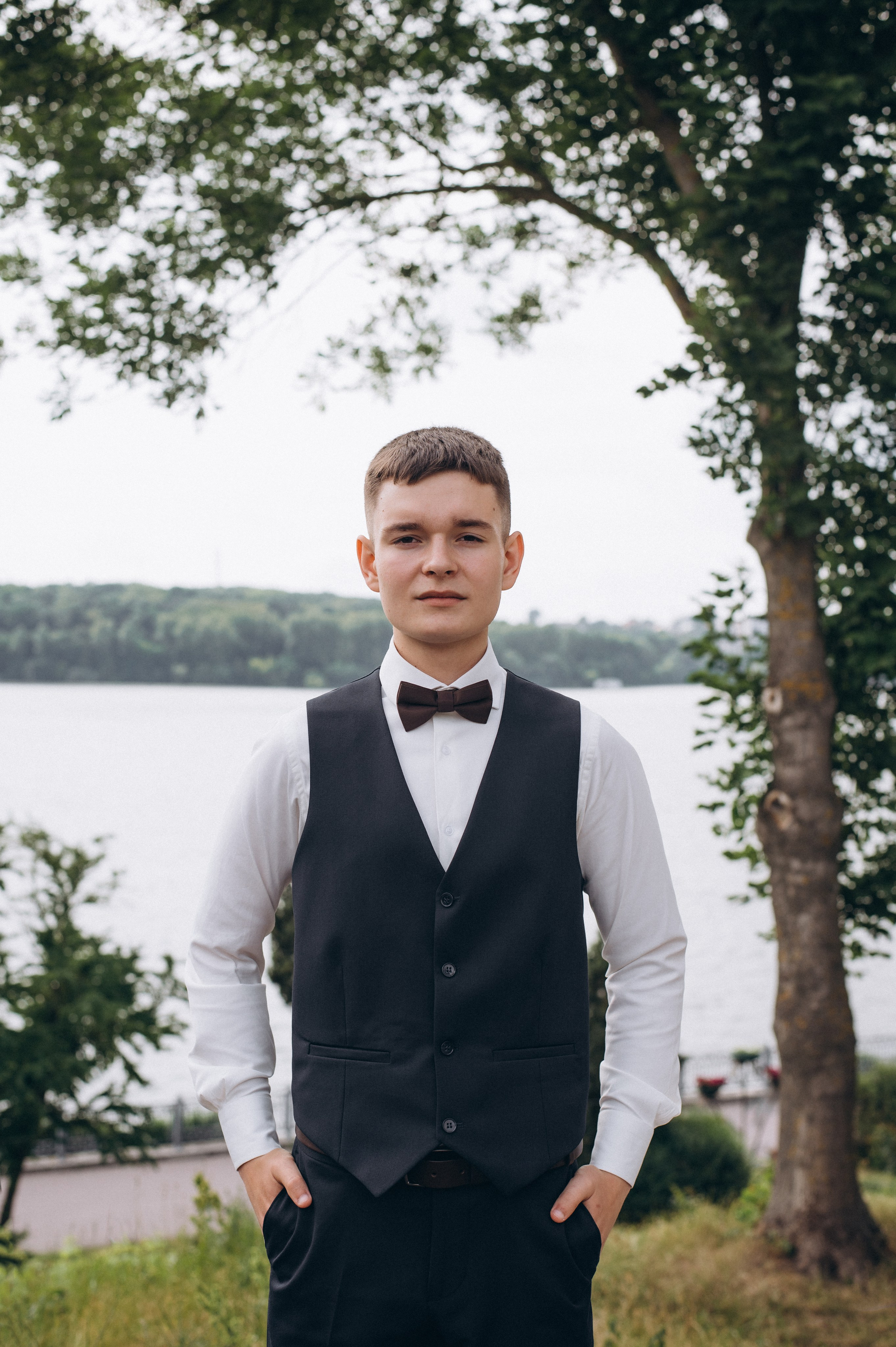 Випускники 2025, фотосесія випускного Тернопіль, фотосесія випускників Тернопіль, зйомка випускного, фотосесія випускного. Сімейний, дитячий та індивідуальний фотограф в м. Тернопіль, м. Львів