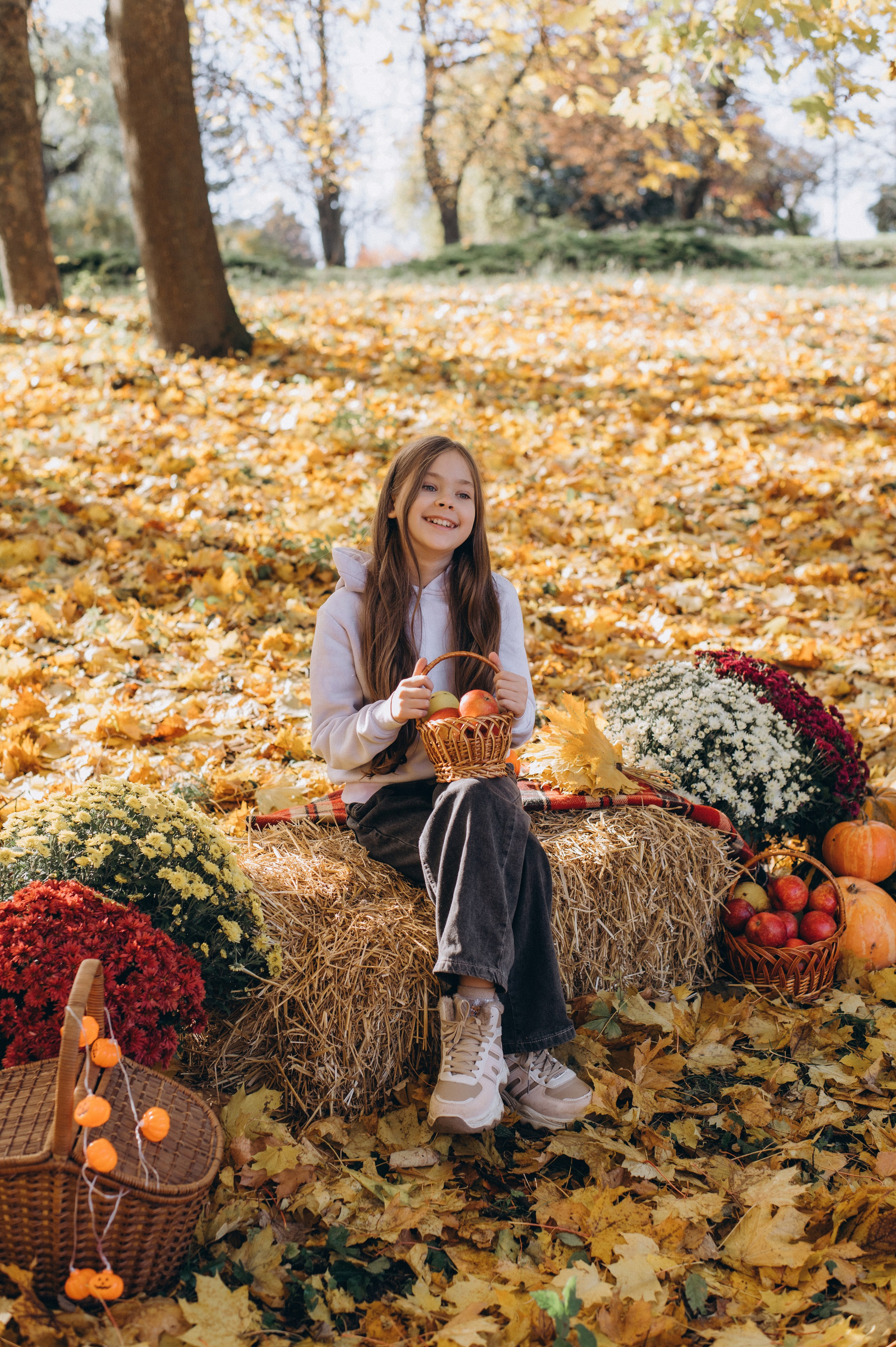 Осіння фотосесія 4 класу на віньєтки, випускні фотоальбоми Тернопіль, фотосесія випускників Тернопіль, шкільний випускний альбом Тернопіль. Сімейний, дитячий та індивідуальний фотограф в м. Тернопіль, м. Львів