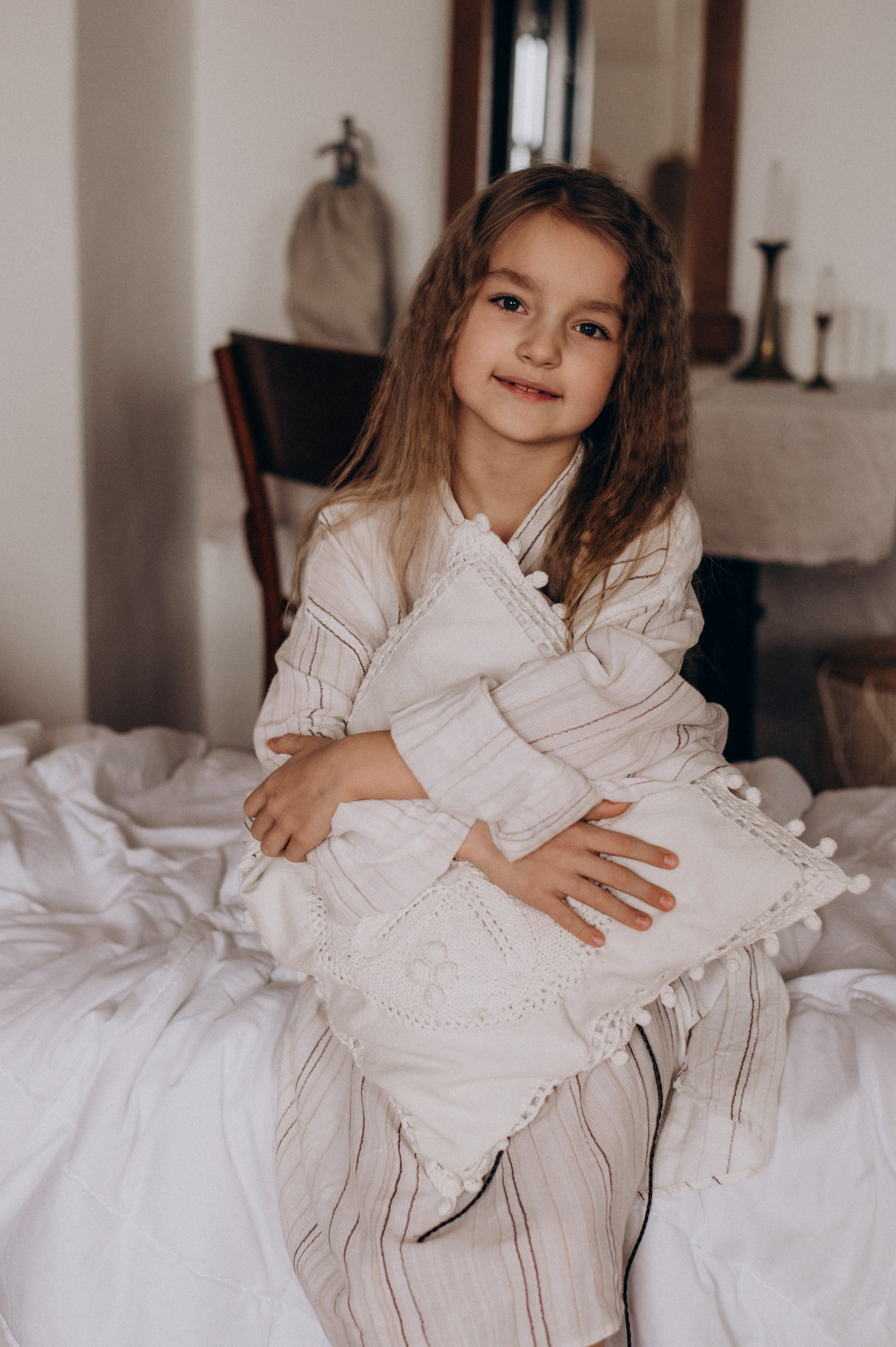 Сімейна фотосесія мами і донечок, зйомка Тернопіль Львів етностиль. Сімейний, дитячий та індивідуальний фотограф в м. Тернопіль, м. Львів