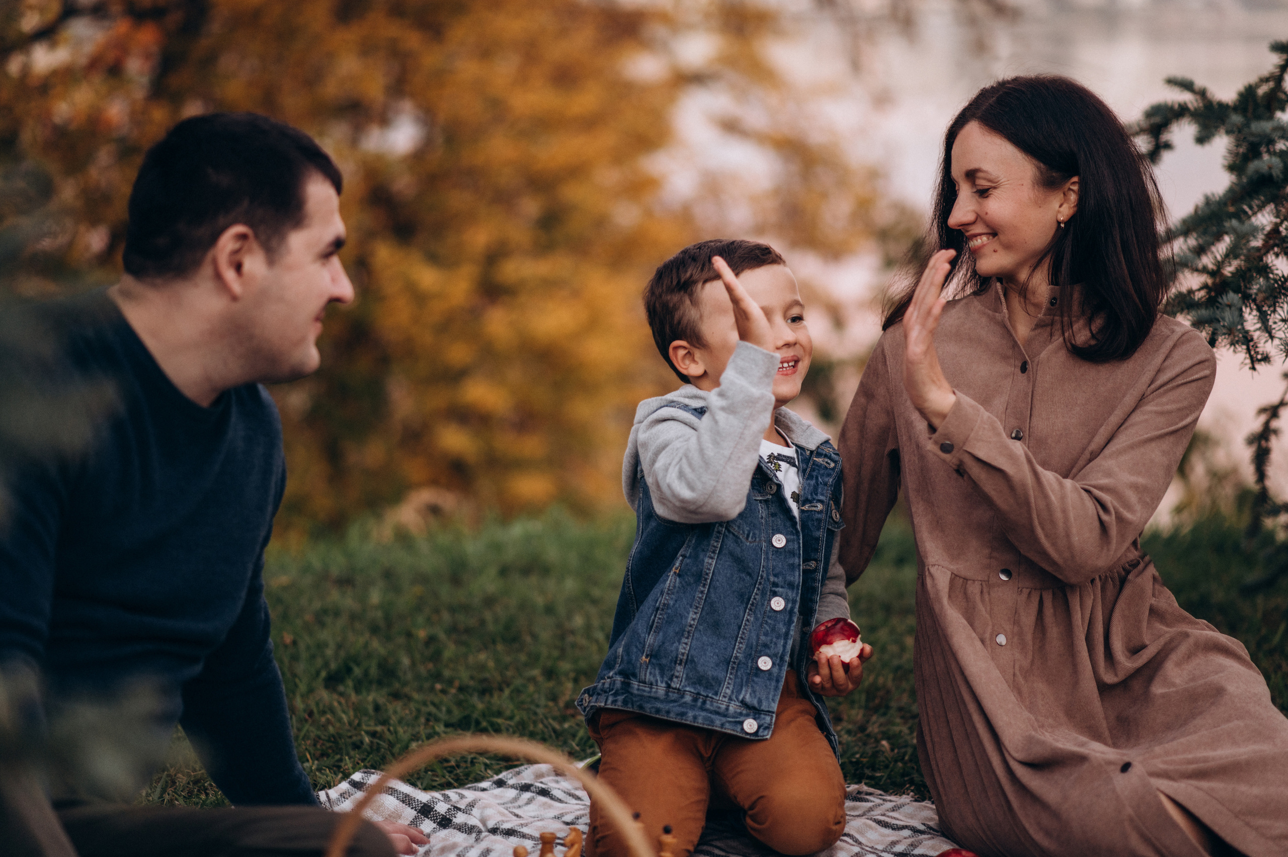 Сімейна фотосесія. Сімейний, дитячий та індивідуальний фотограф в м. Тернопіль, м. Львів