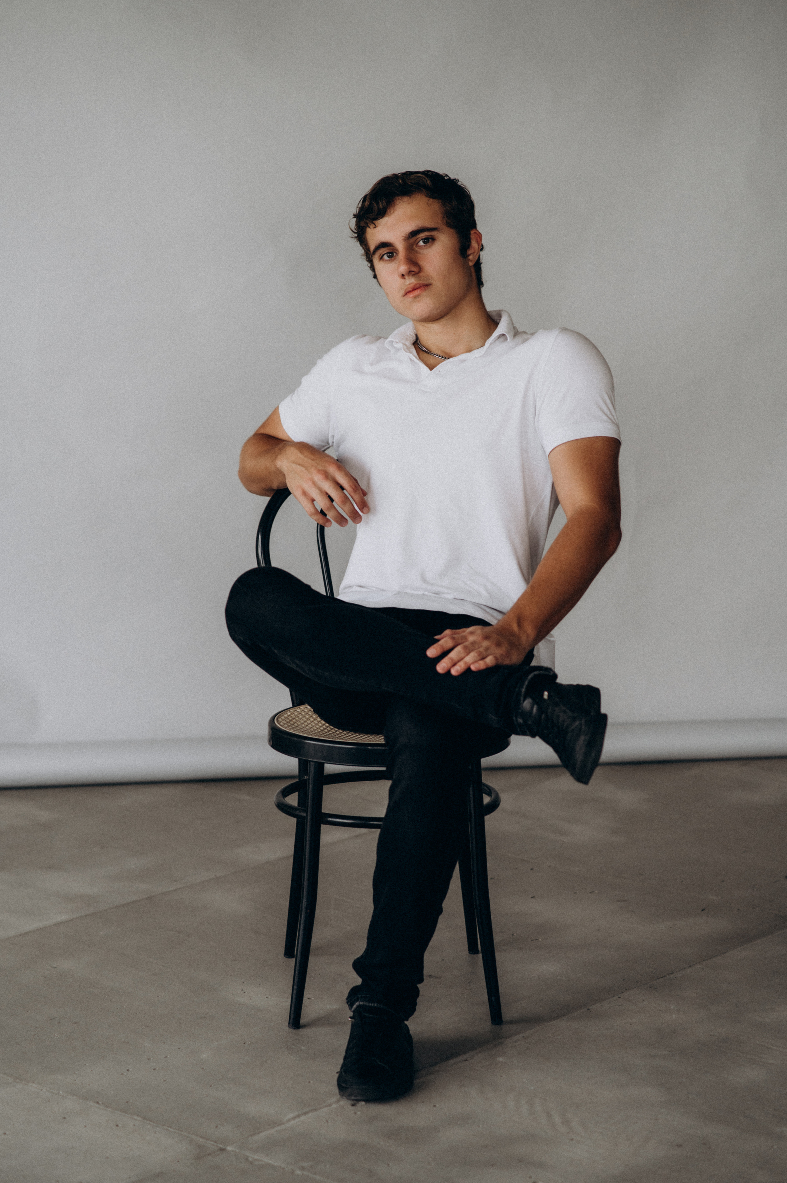 Фотосесія на віньєтки, фотосесія випускників, шкільна фотосесія. Сімейний, дитячий та індивідуальний фотограф в м. Тернопіль, м. Львів