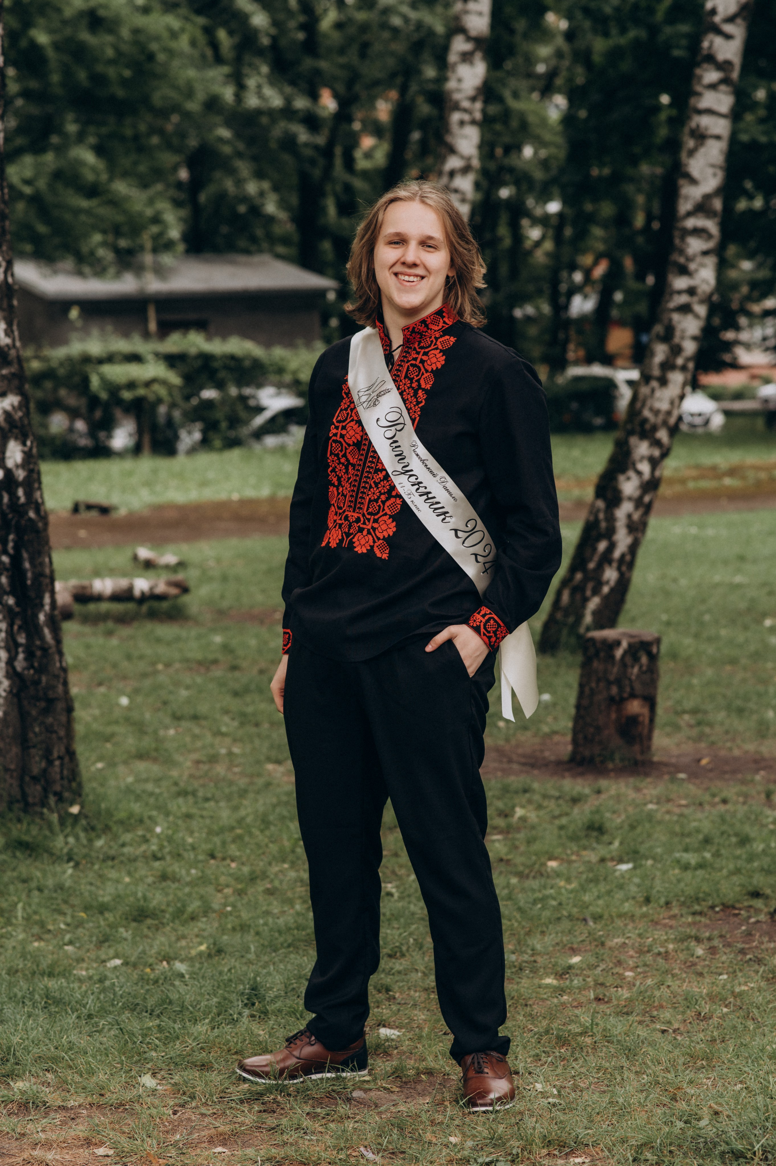 Фотосесія останнього дзвоника, фотосесія випускників Тернопіль, випускний 2024. Сімейний, дитячий та індивідуальний фотограф в м. Тернопіль, м. Львів