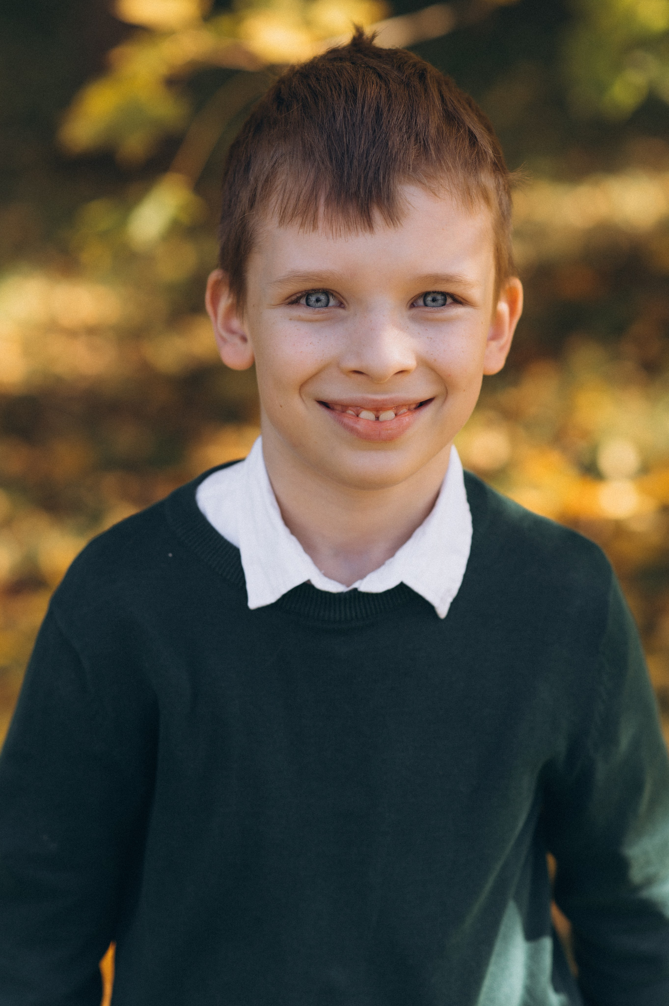 Фотосесія випускників Тернопіль, зйомка на віньєтки Тернопіль, вінєтки, випускні фотоальбоми Тернопіль. Сімейний, дитячий та індивідуальний фотограф в м. Тернопіль, м. Львів