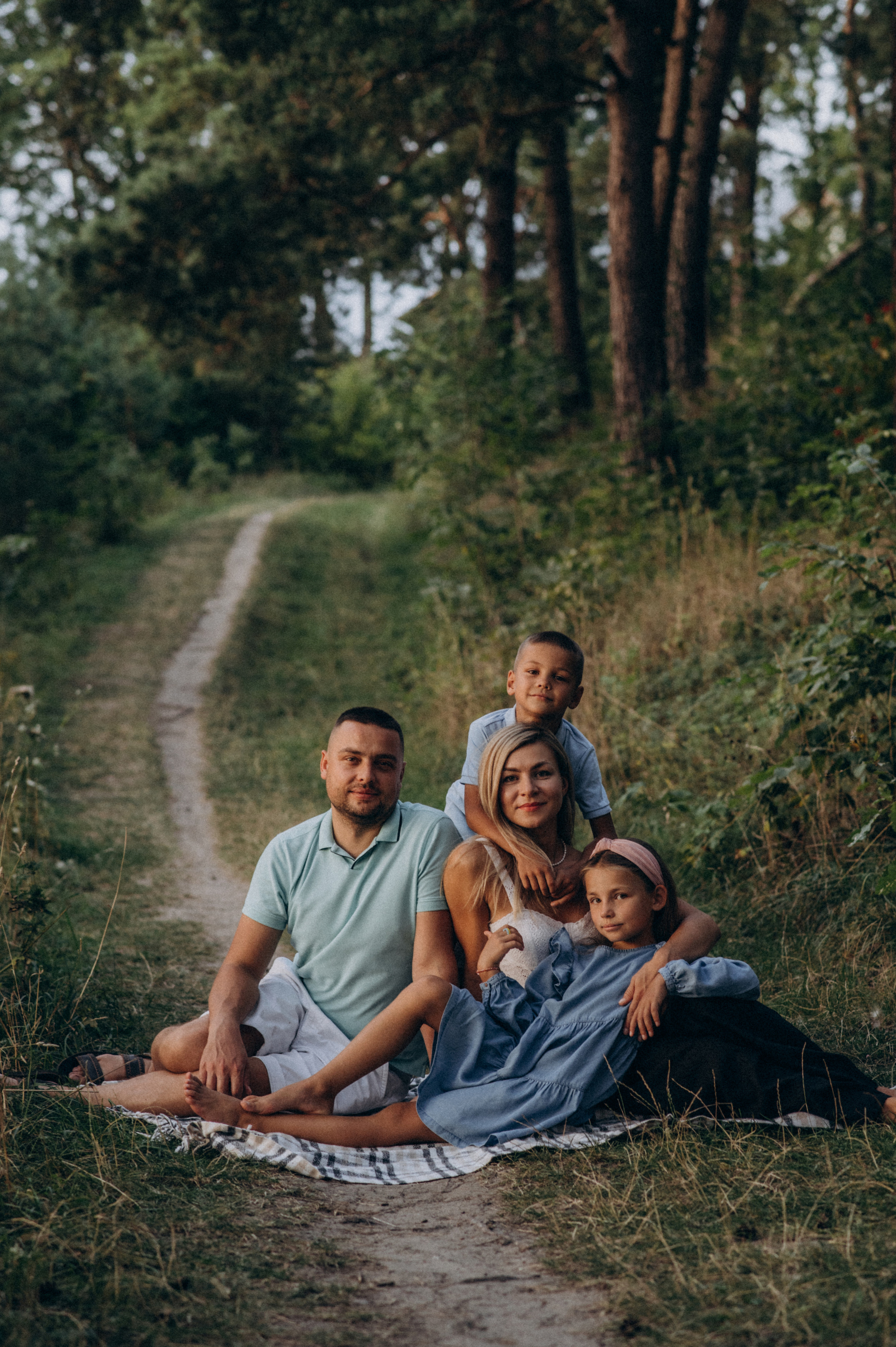 Сімейна фотосесія Тернопіль Львів дитяча зйомка. Сімейний, дитячий та індивідуальний фотограф в м. Тернопіль, м. Львів