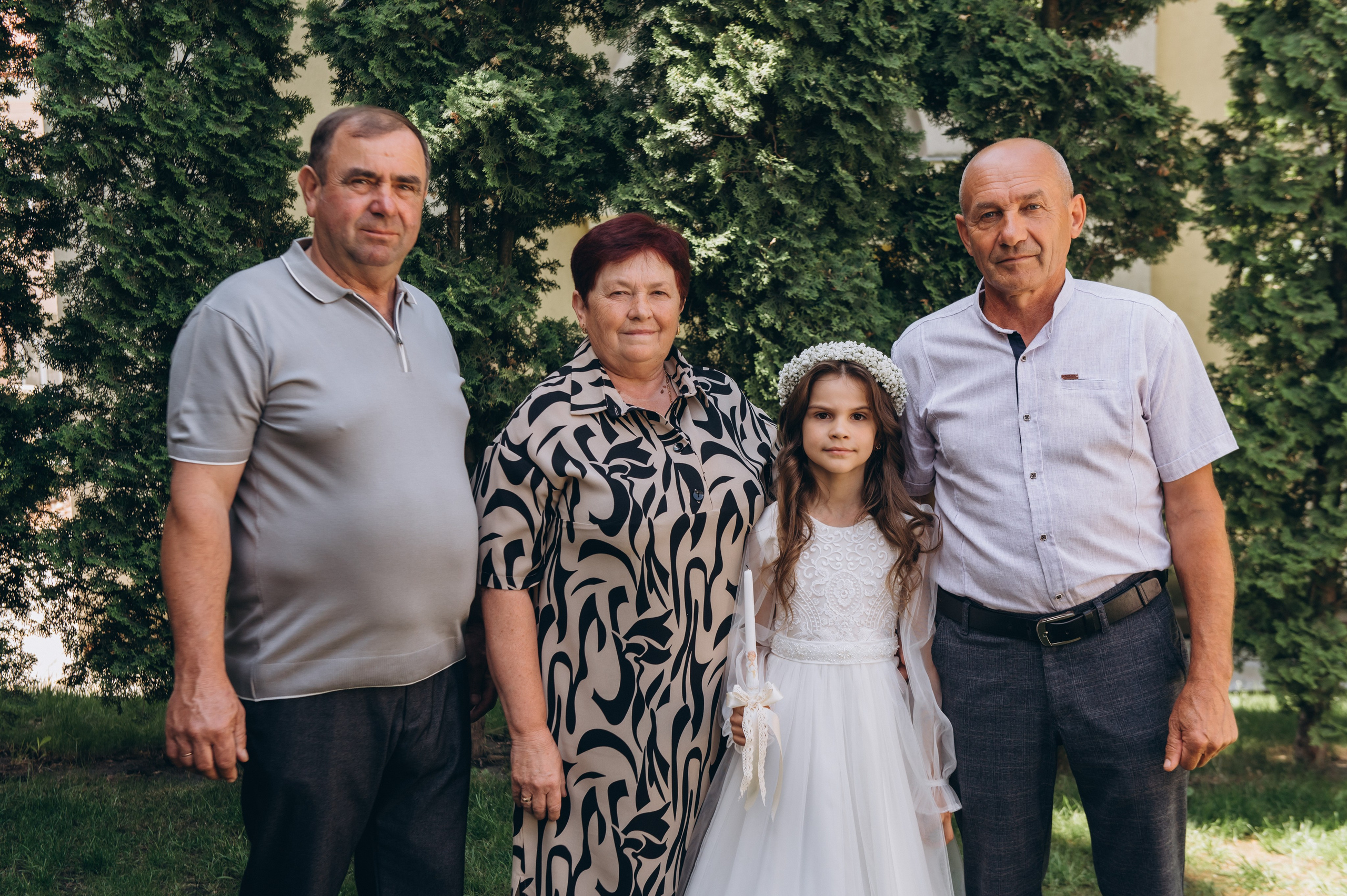 Фотосесія Першого Причастя Тернопіль, зйомка Першого Причастя Тернопіль, Церква Успіння Пресвятої Богородиці Причастя Тернопіль. Сімейний, дитячий та індивідуальний фотограф в м. Тернопіль, м. Львів