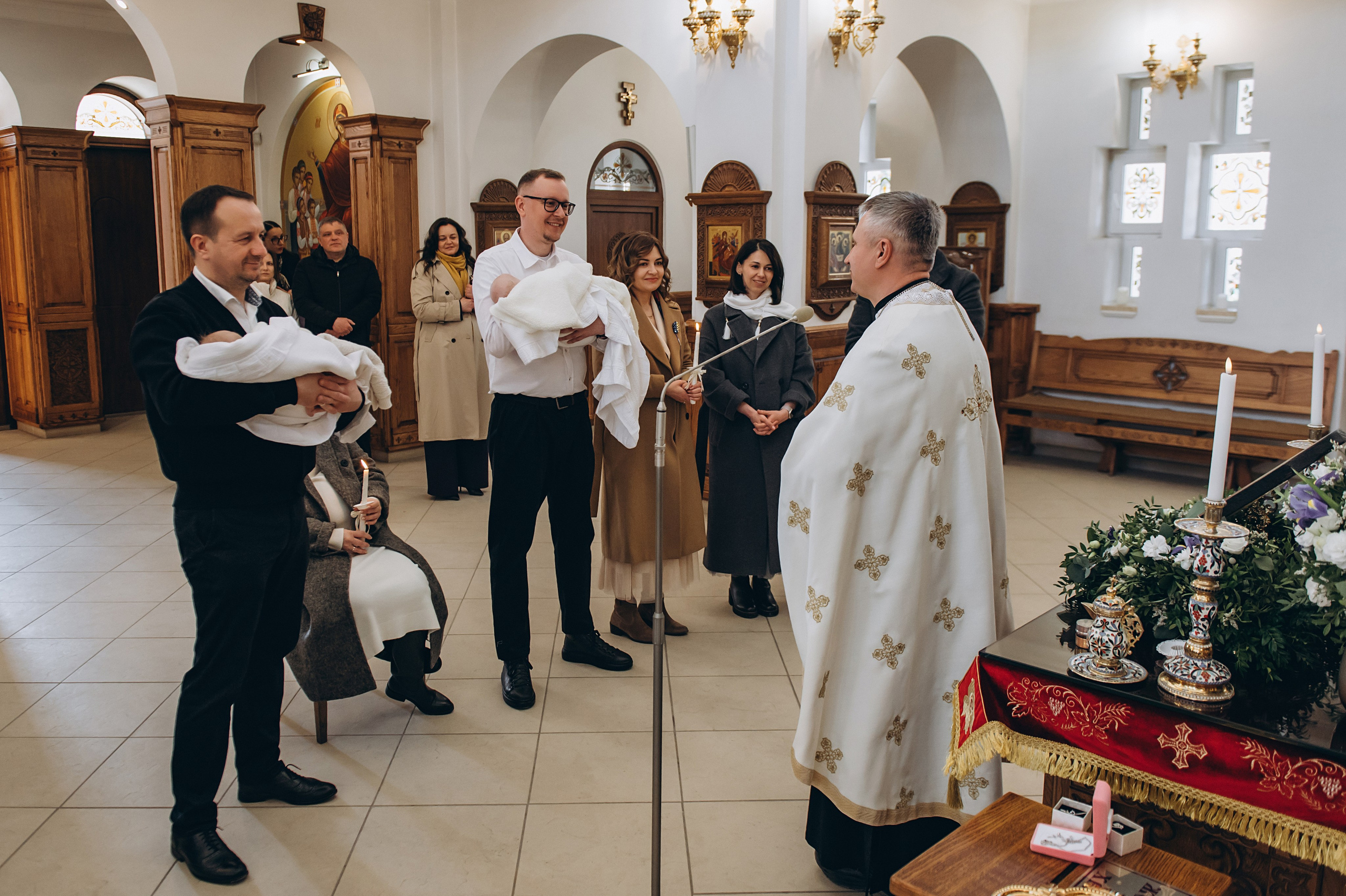Фотосесія Хрещення Тернопіль, зйомка Хрестин Тернопіль, Храм Різдва Пресвятої Богородиці УГКЦ Тернопіль. Сімейний, дитячий та індивідуальний фотограф в м. Тернопіль, м. Львів