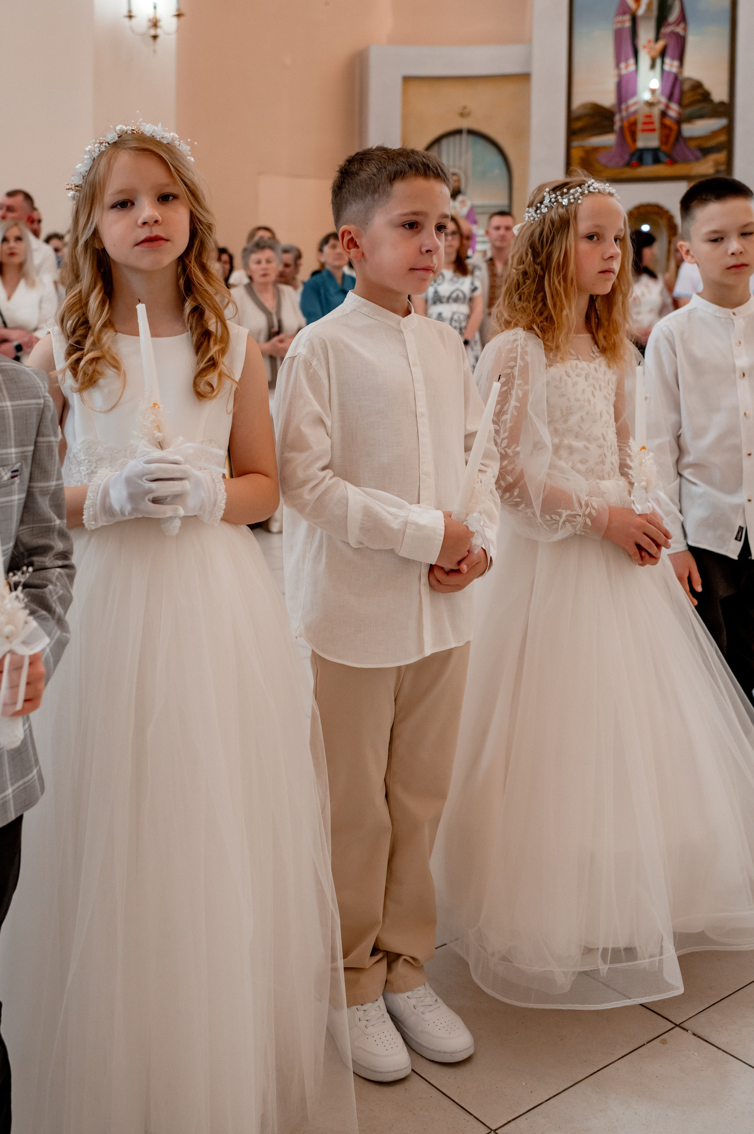 Фотосесія Першого Причастя Тернопіль, зйомка Причастя Тернопіль, Таїнство Першого Причастя Тернопіль, Катедра Причастя Тернопіль. Сімейний, дитячий та індивідуальний фотограф в м. Тернопіль, м. Львів