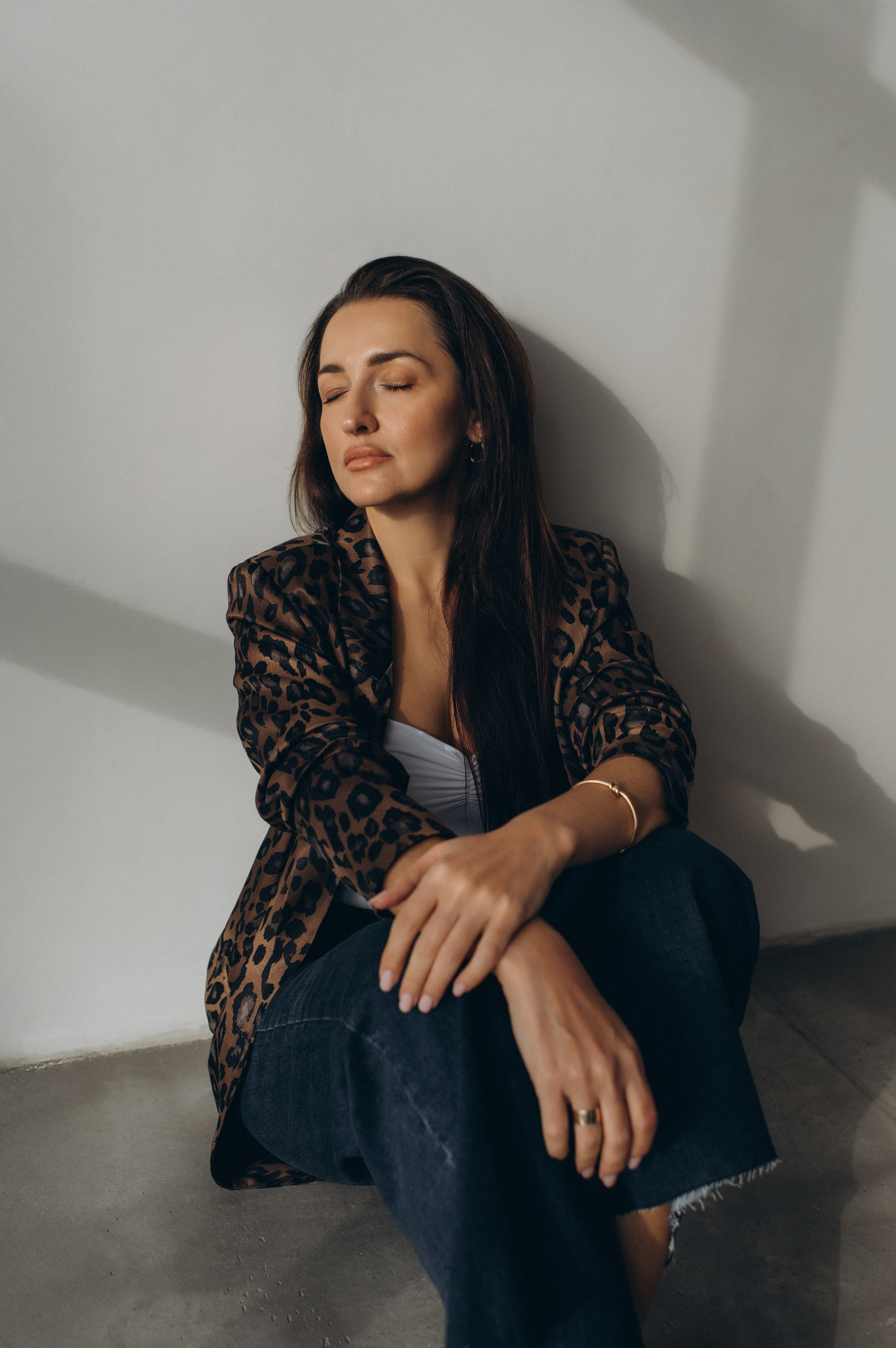 Портретна фотосесія Тернопіль, зйомка дівчат, контент фотосесія Тернопіль, зйомка контенту для інстаграм, індивідуальний фотограф Тернопіль. Сімейний, дитячий та індивідуальний фотограф в м. Тернопіль, м. Львів