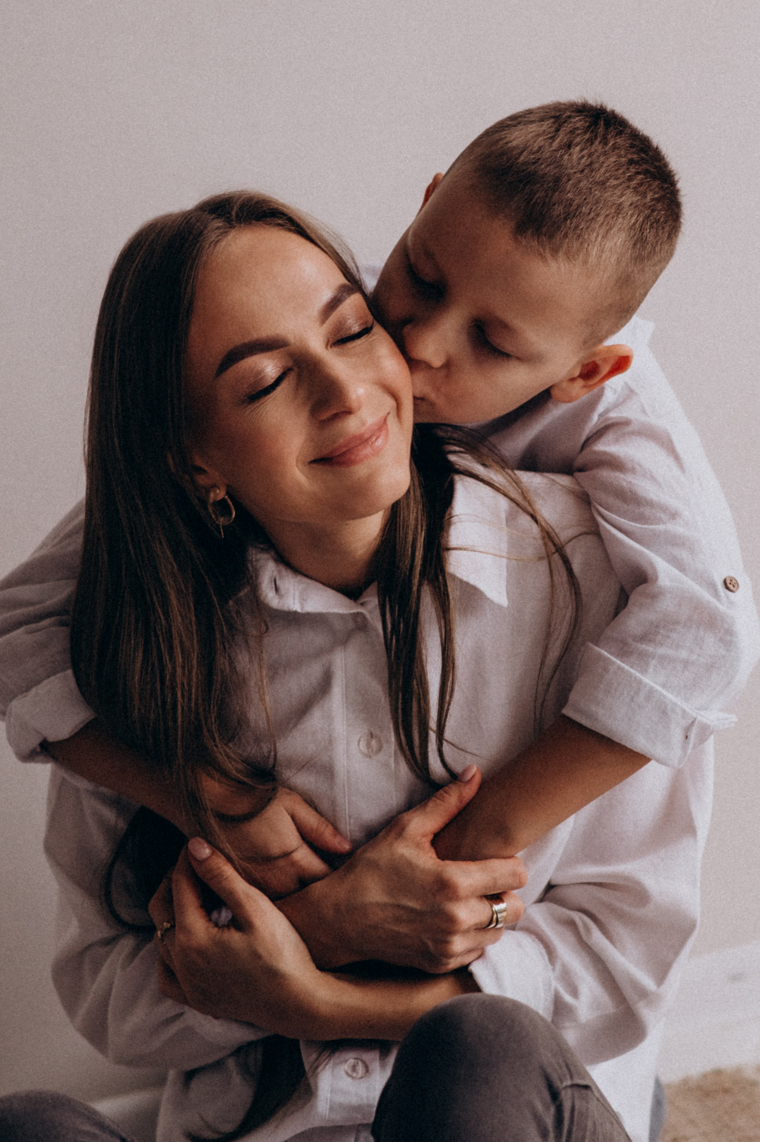 Фотосесія мама і син, сімейна фотосесія Тернопіль Львів. Сімейний, дитячий та індивідуальний фотограф в м. Тернопіль, м. Львів
