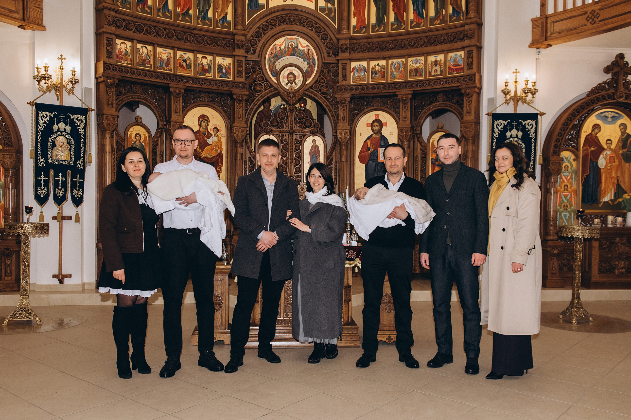 Фотосесія Хрещення Тернопіль, зйомка Хрестин Тернопіль, Храм Різдва Пресвятої Богородиці УГКЦ Тернопіль. Сімейний, дитячий та індивідуальний фотограф в м. Тернопіль, м. Львів