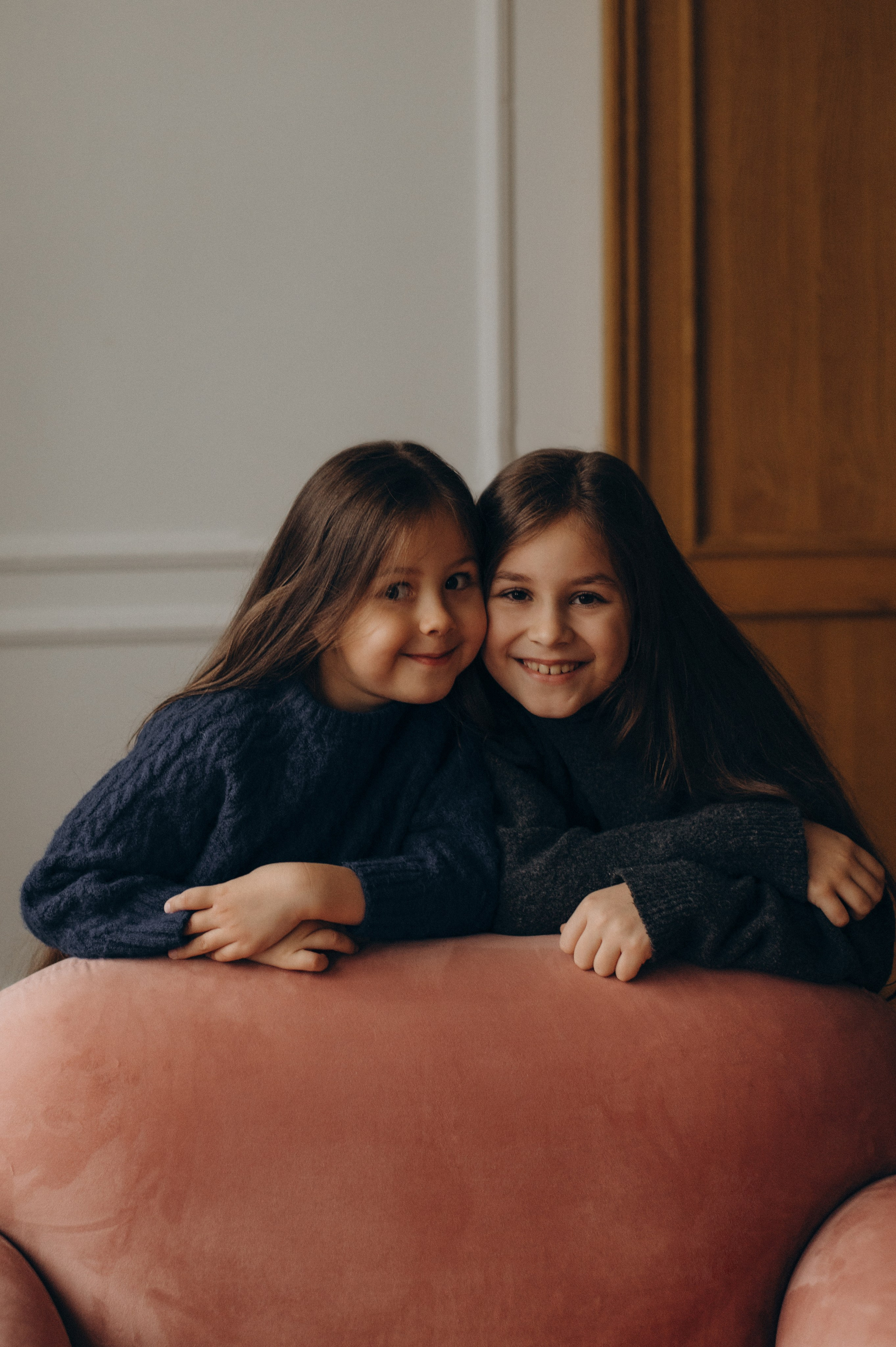 Фотосесія сестричок Тернопіль, зйомка сестрички, сімейний фотограф Тернопіль, портретний фотограф Тернопіль, фотосесія дітей. Сімейний, дитячий та індивідуальний фотограф в м. Тернопіль, м. Львів