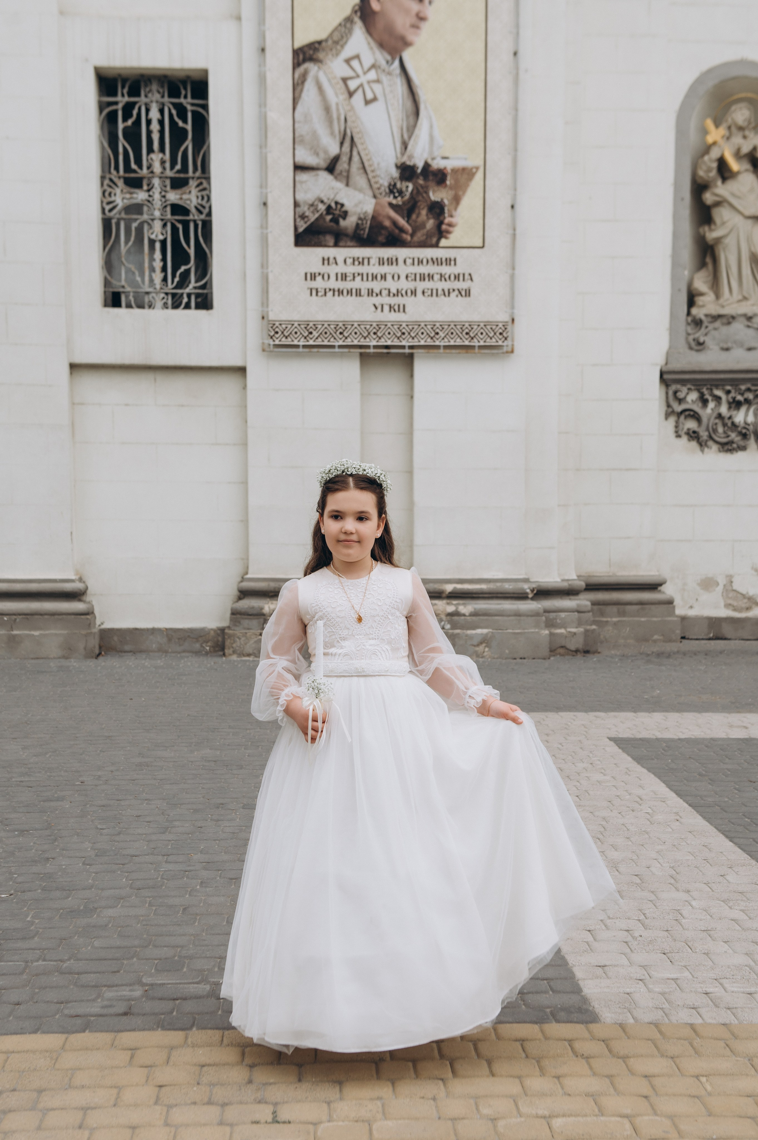 Фотосесія Першого Причастя Тернопіль, фотосесія Причастя Тернопіль, Таїнство Першого Причастя Тернопіль, Катедра Причастя Тернопіль. Сімейний, дитячий та індивідуальний фотограф в м. Тернопіль, м. Львів