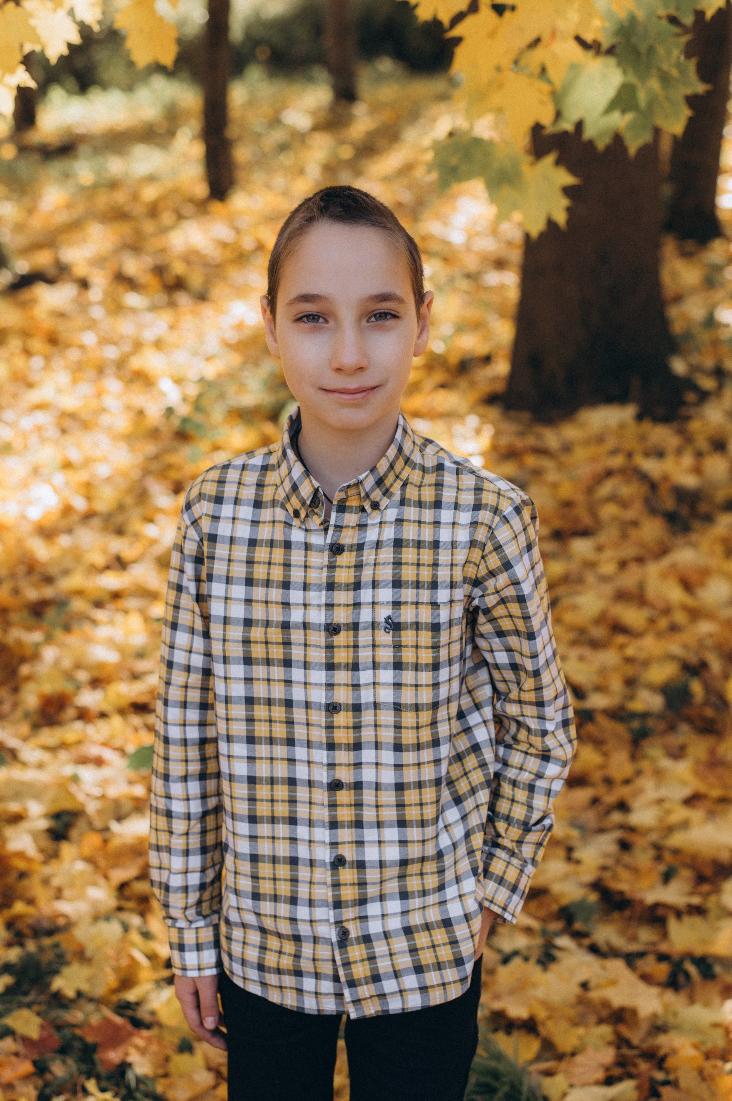 Осіння фотосесія 4 класу на віньєтки, випускні фотоальбоми Тернопіль, фотосесія випускників Тернопіль, шкільний випускний альбом Тернопіль. Сімейний, дитячий та індивідуальний фотограф в м. Тернопіль, м. Львів