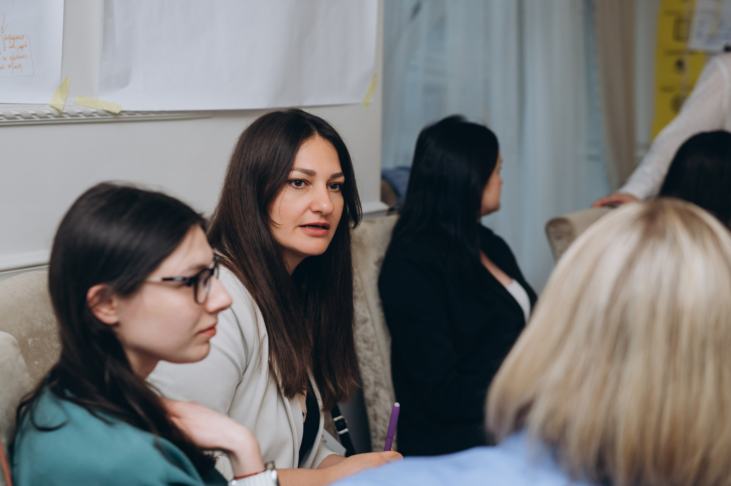 Репортажна фотосесія Тернопіль, репортажна зйомка заходу Тернопіль, зйомка конференцій, майстер-класів, тренінгів Тернопіль. Сімейний, дитячий та індивідуальний фотограф в м. Тернопіль, м. Львів