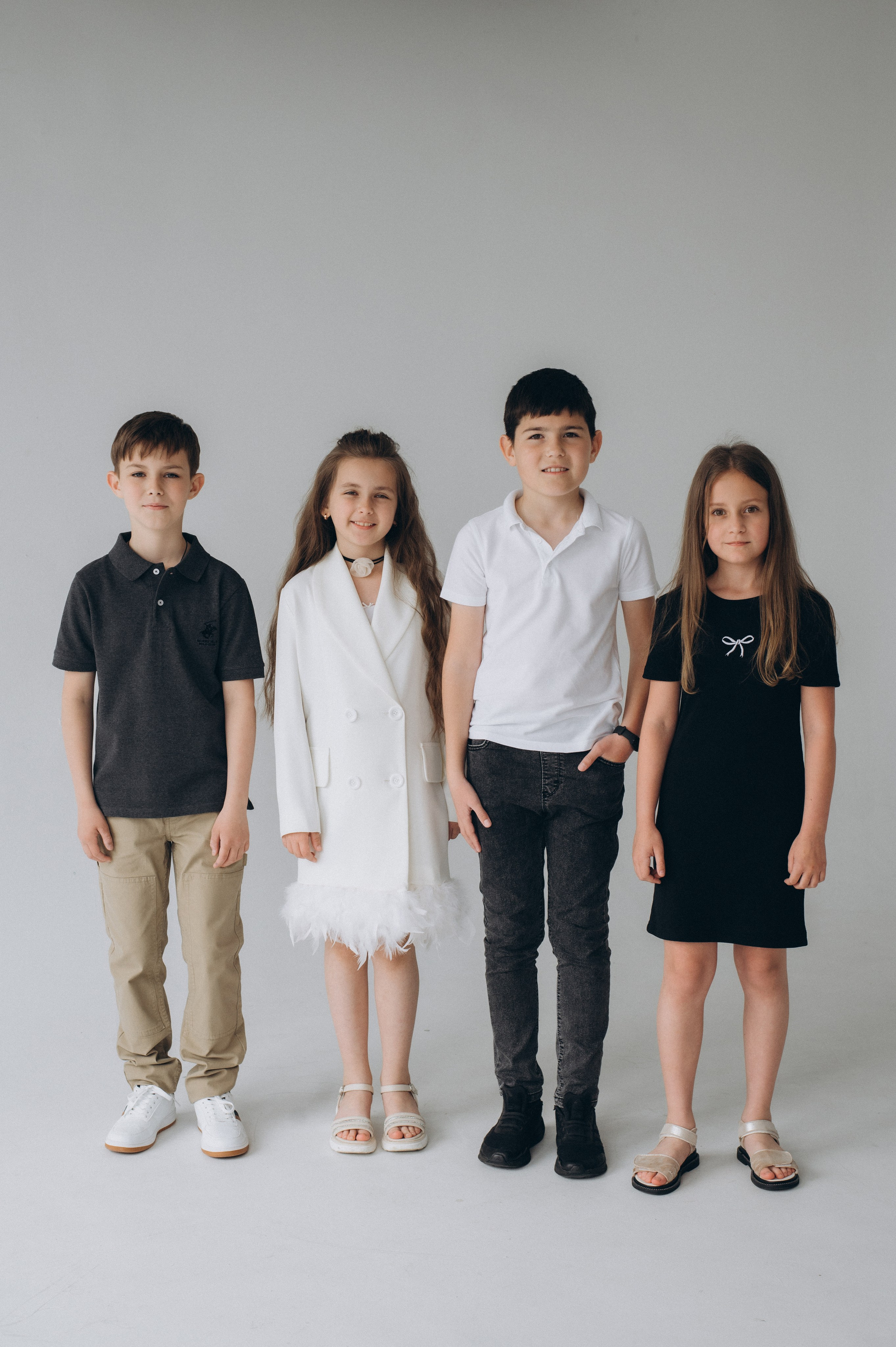 Шкільна фотосесія на віньєтки Тернопіль, фотосесія випускників Тернопіль, зйомка на віньєтки, шкільні фотоальбоми Тернопіль. Сімейний, дитячий та індивідуальний фотограф в м. Тернопіль, м. Львів