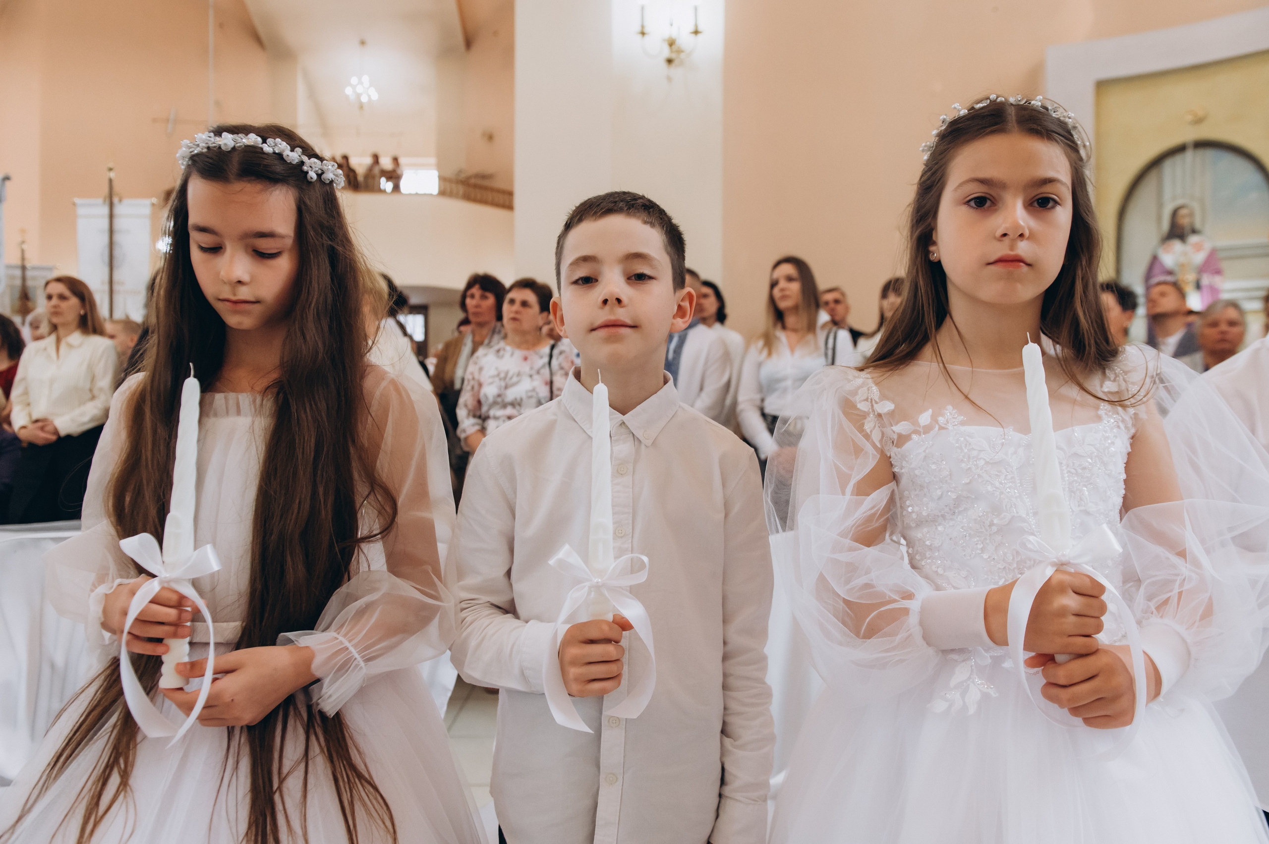 Фотосесія Причастя Тернопіль, зйомка Причастя, фотограф на Причастя Тернопіль, Причастя Львів, церква Петра і Павла. Сімейний, дитячий та індивідуальний фотограф в м. Тернопіль, м. Львів
