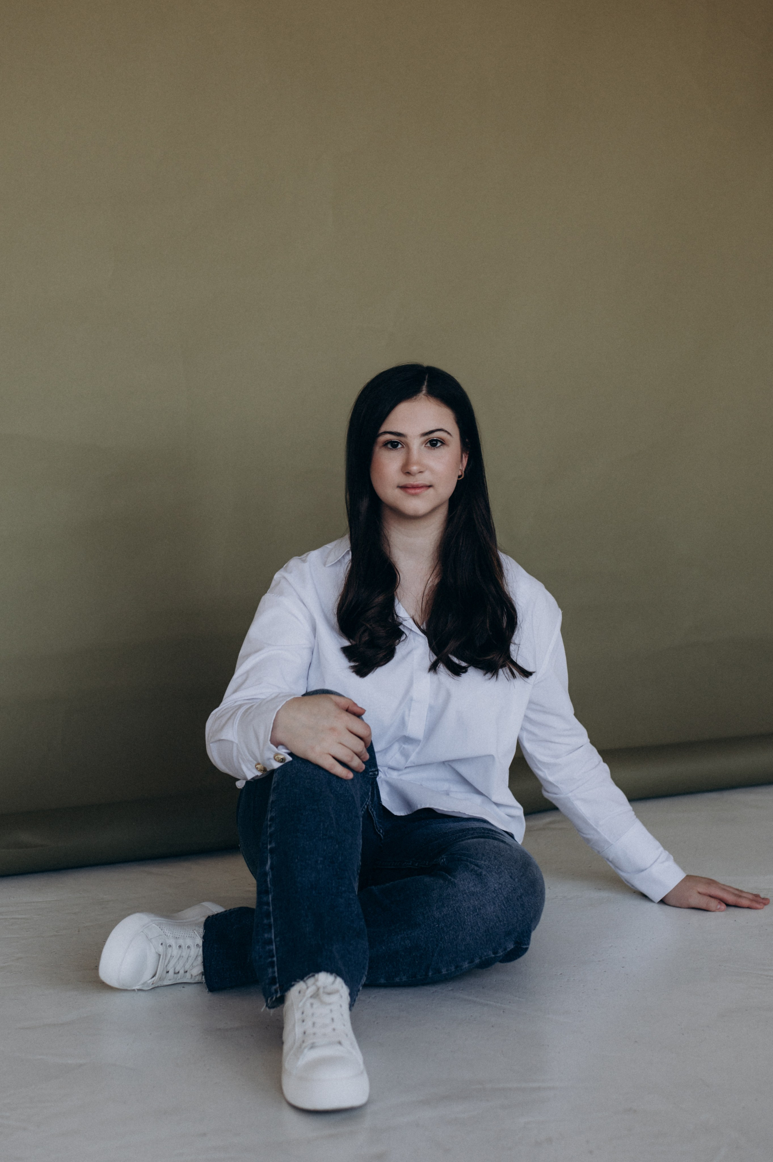 Індивідуальна фотосесія у студії, зйомка з домашнім улюбленцем. Сімейний, дитячий та індивідуальний фотограф в м. Тернопіль, м. Львів