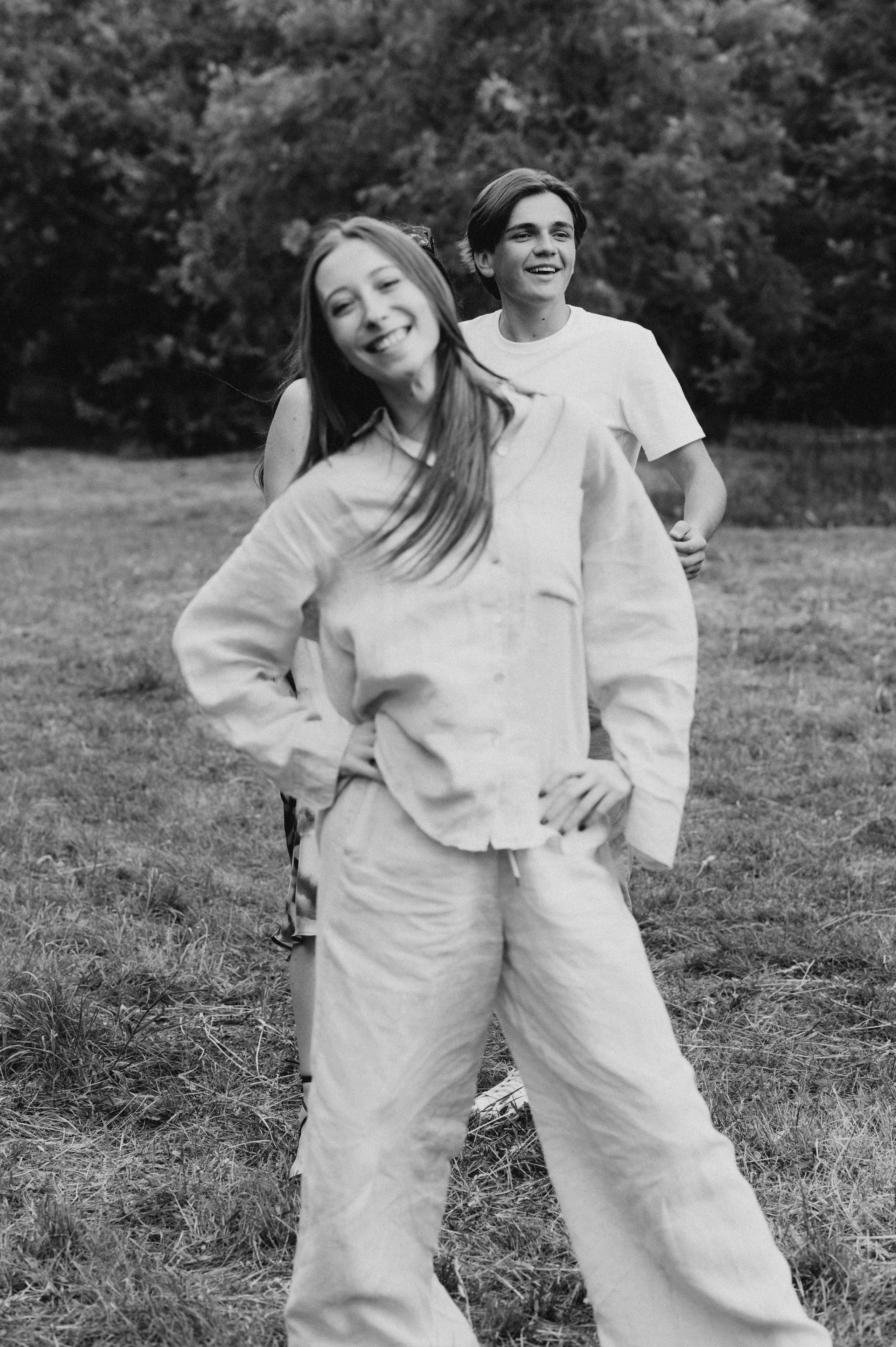 Фотосесія випускників, зйомка випускників Тернопіль Львів, випускні фотоальбоми Тернопіль, шкільні фотоальбоми Тернопіль. Сімейний, дитячий та індивідуальний фотограф в м. Тернопіль, м. Львів