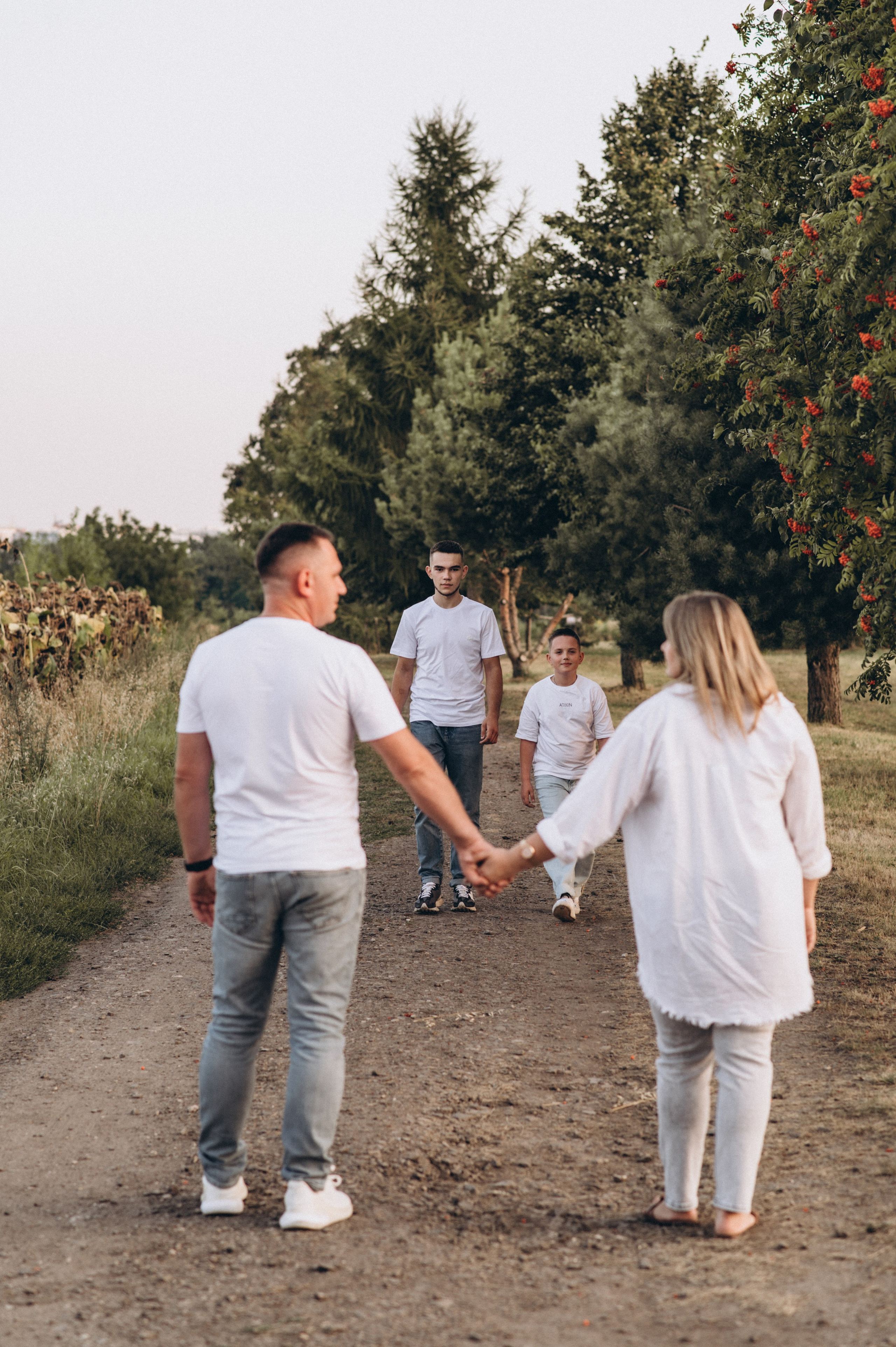 Сімейна фотосесія на природі, сімейний фотограф Тернопіль Львів, портретний фотограф Тернопіль. Сімейний, дитячий та індивідуальний фотограф в м. Тернопіль, м. Львів