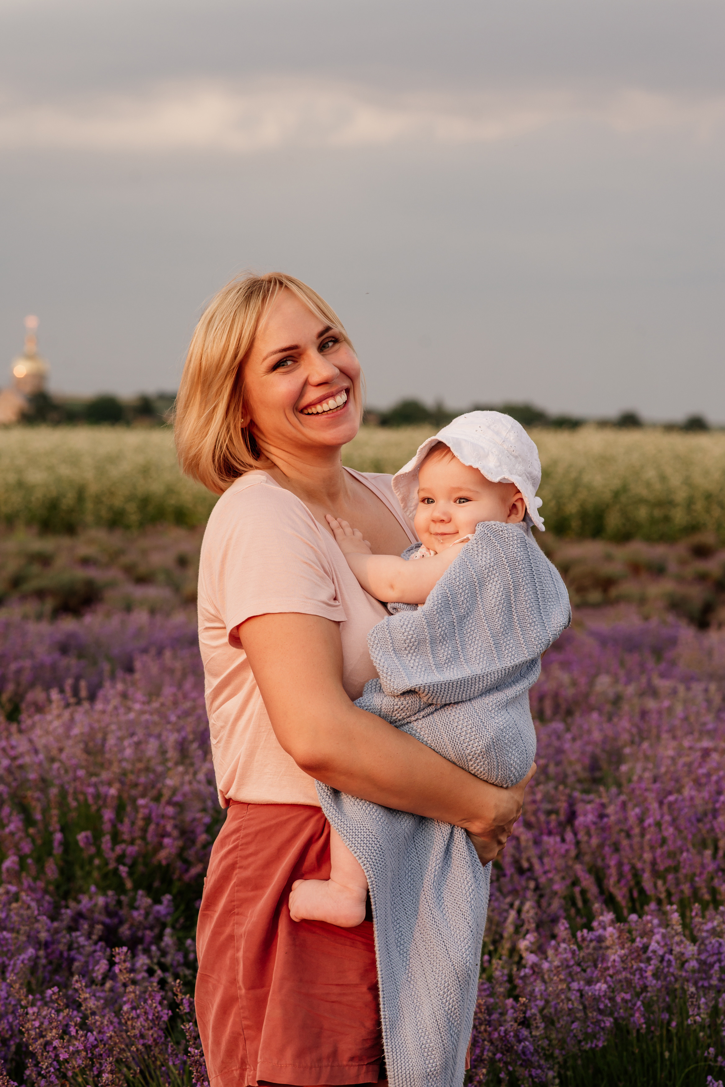 Сімейна фотосесія в лаванді. Микола, Христина, Марк, Макар, Меланія. Сімейний, дитячий та індивідуальний фотограф в м. Тернопіль, м. Львів