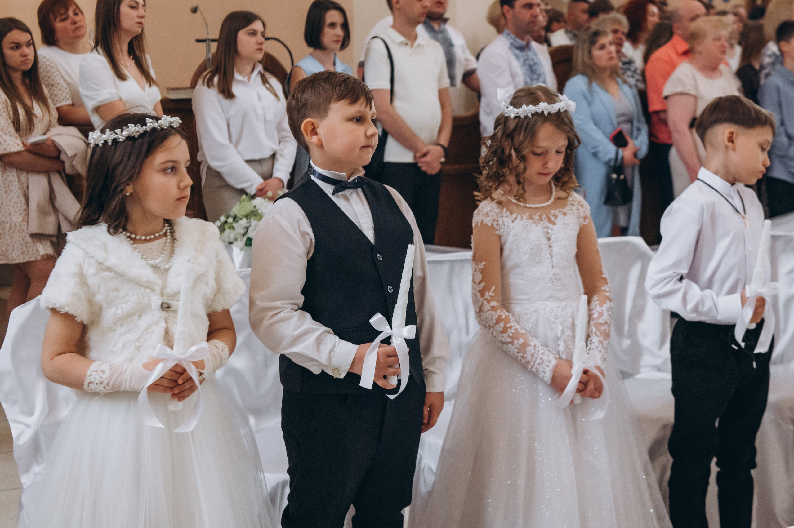 Фотосесія Причастя Тернопіль, зйомка Причастя, фотограф на Причастя Тернопіль, Причастя Львів, церква Петра і Павла. Сімейний, дитячий та індивідуальний фотограф в м. Тернопіль, м. Львів