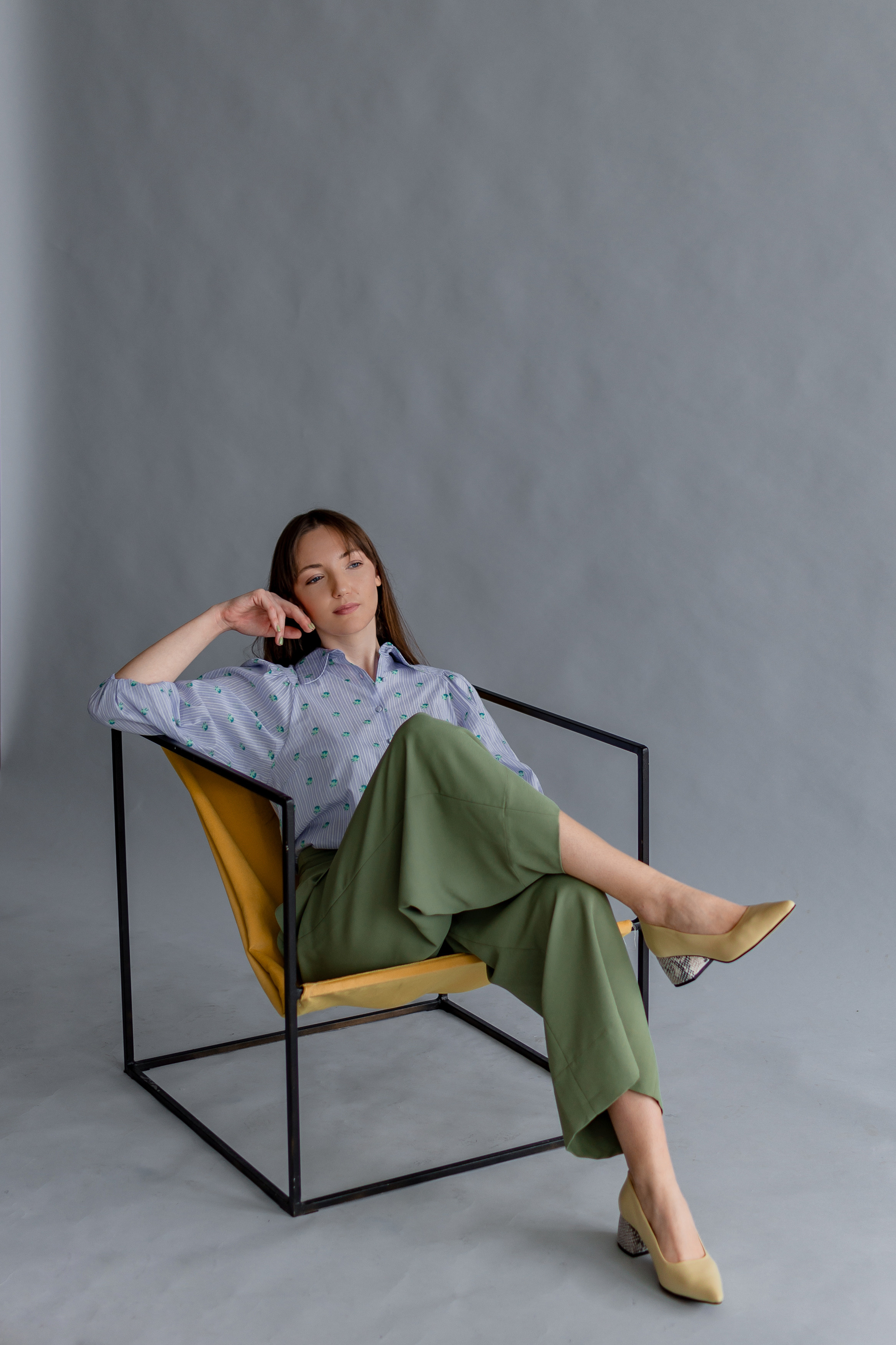 Студійна індивідуальна фотосесія Тернопіль. Сімейний, дитячий та індивідуальний фотограф в м. Тернопіль, м. Львів