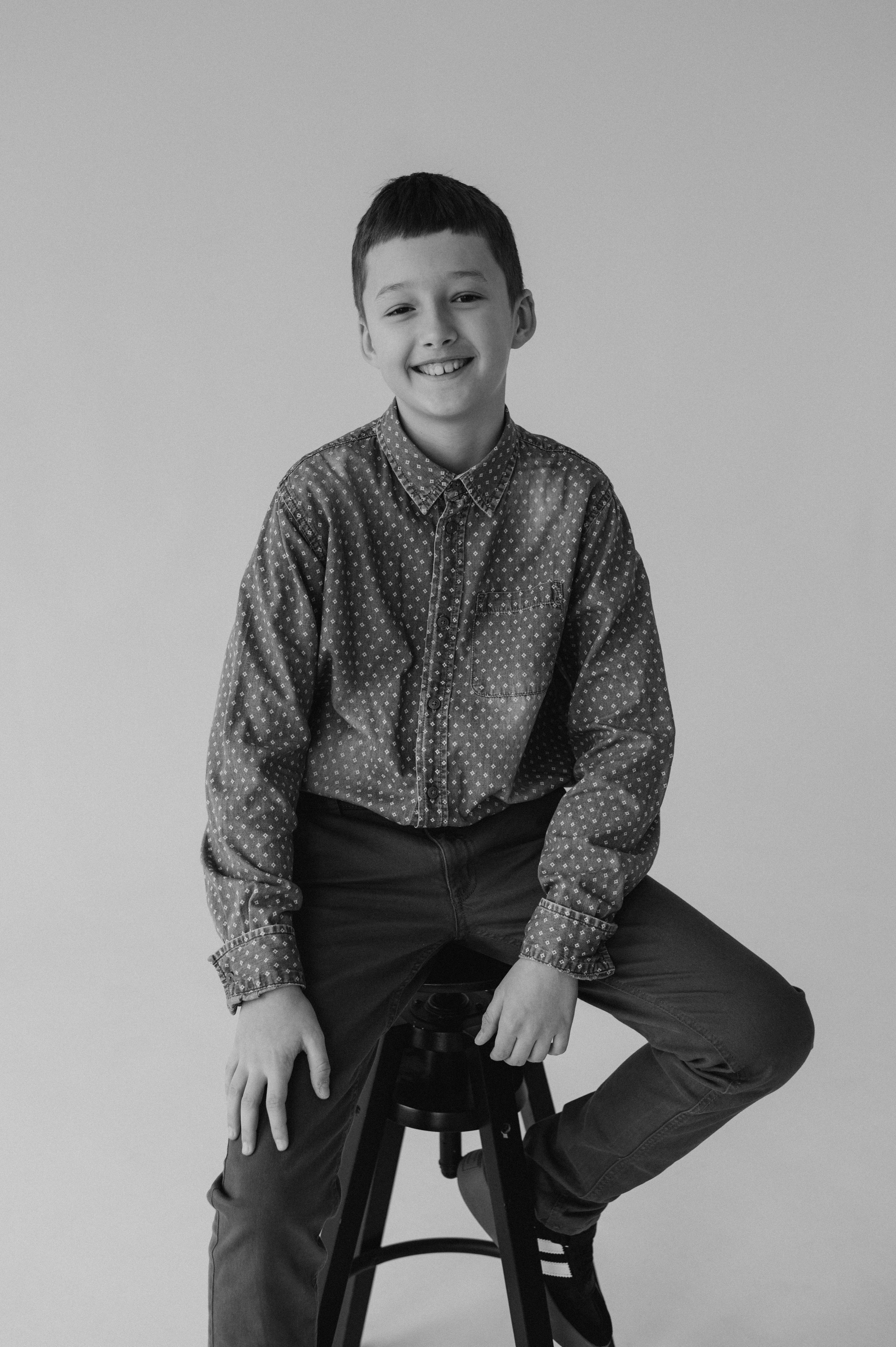 Шкільна фотосесія на віньєтки Тернопіль, шкільні альбоми, фотосесія випускників Тернопіль, випускний альбом, фотограф випускний Тернопіль. Сімейний, дитячий та індивідуальний фотограф в м. Тернопіль, м. Львів