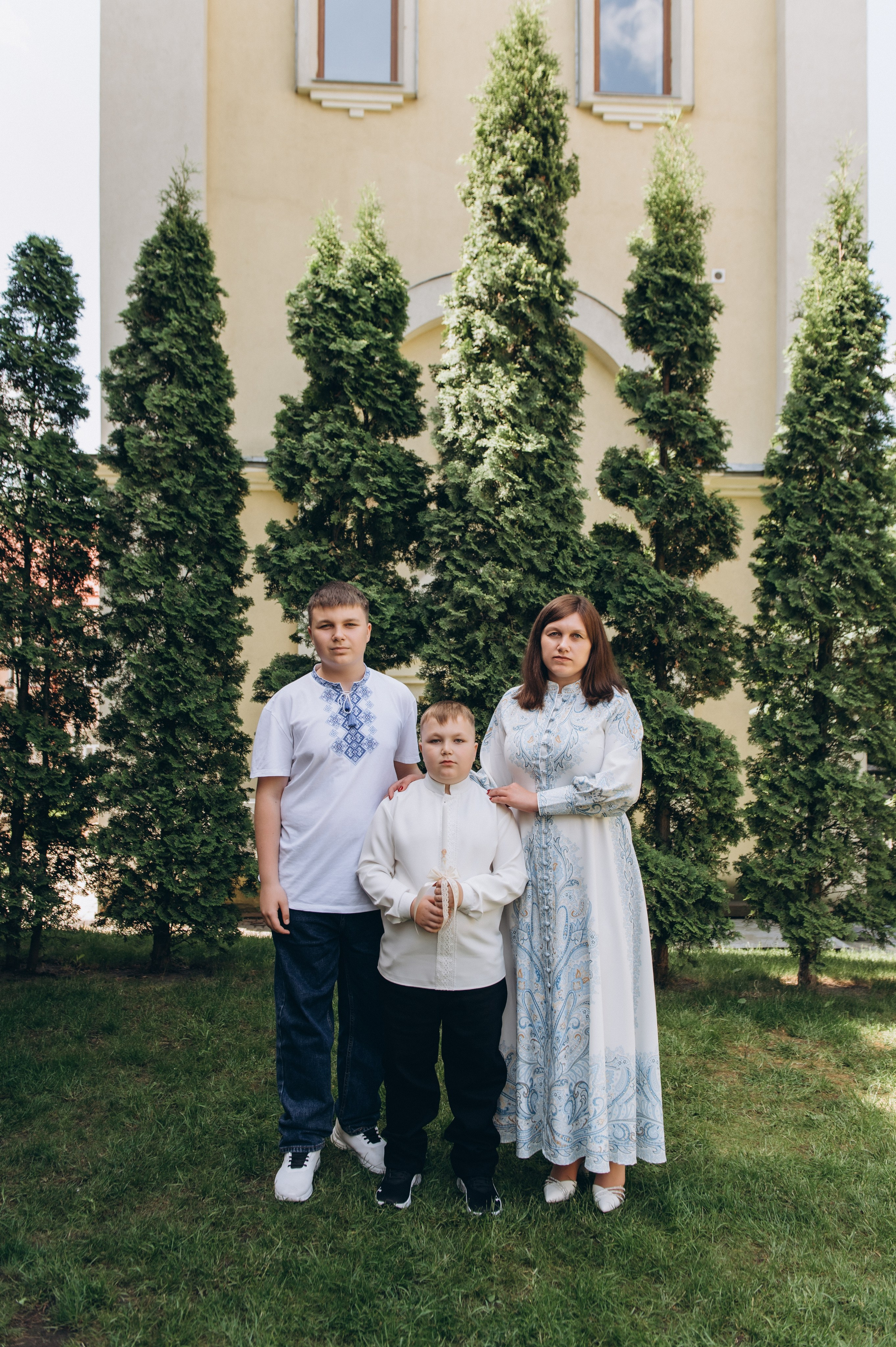 Фотосесія Першого Причастя Тернопіль, зйомка Першого Причастя Тернопіль, Церква Успіння Пресвятої Богородиці Причастя Тернопіль. Сімейний, дитячий та індивідуальний фотограф в м. Тернопіль, м. Львів