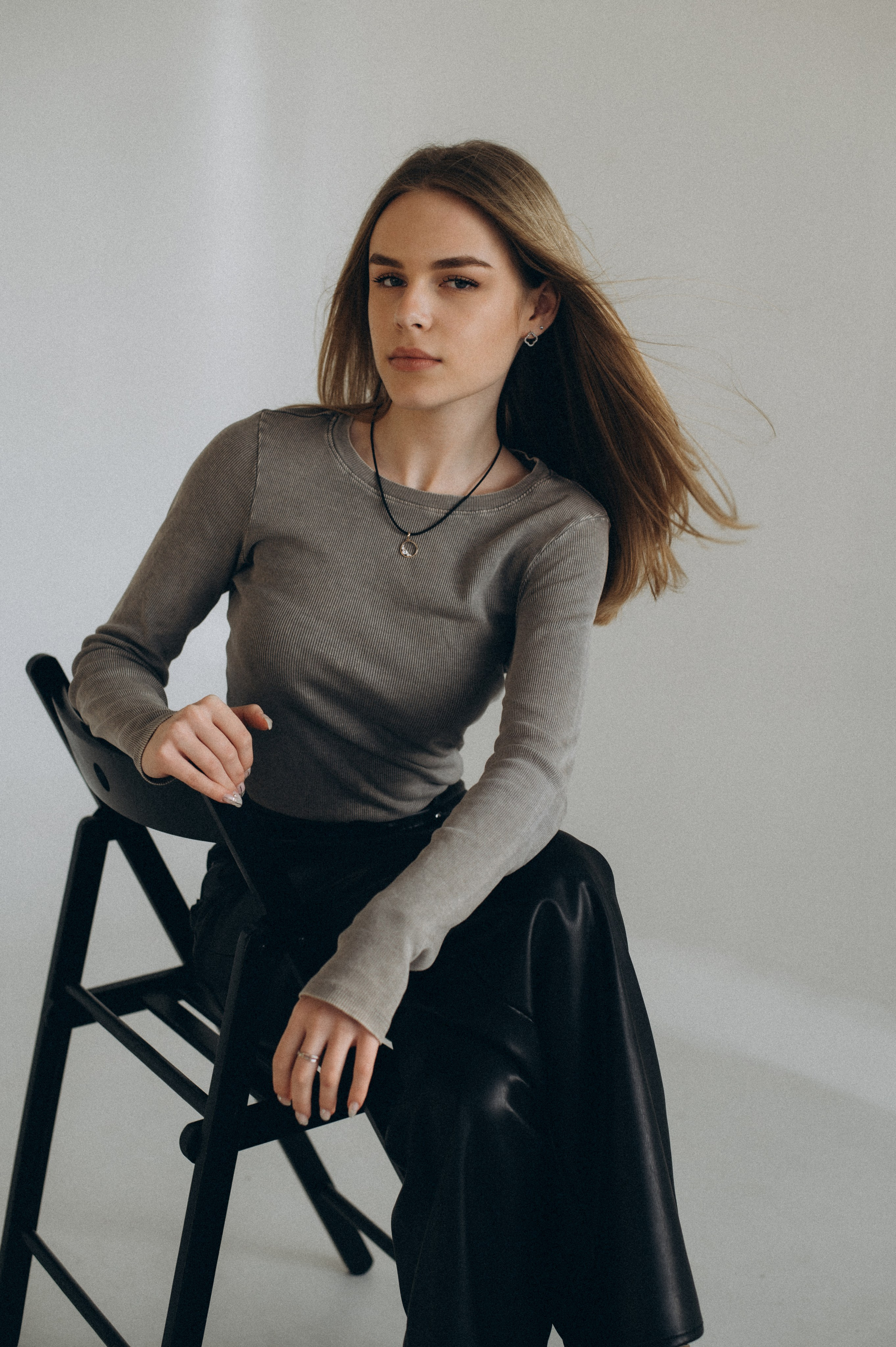 Фотосесія випускників, фотосесія на віньєтки Тернопіль, випускники Тернопіль, випуск 2025. Сімейний, дитячий та індивідуальний фотограф в м. Тернопіль, м. Львів