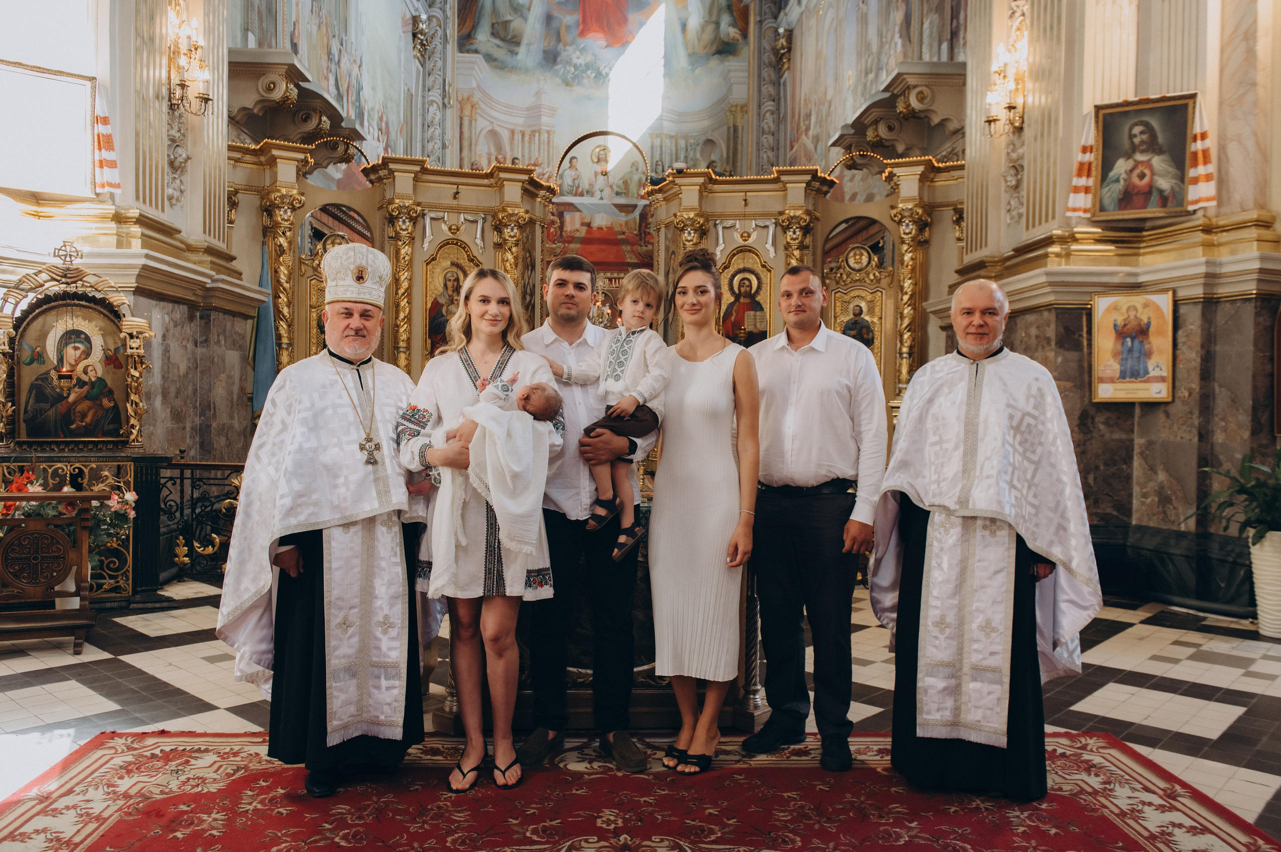 Фотосесія Хрещення Тернопіль, фотосесія хрестин Тернопіль, Катедра Тернопіль, фотосесія хрещення катедра. Сімейний, дитячий та індивідуальний фотограф в м. Тернопіль, м. Львів