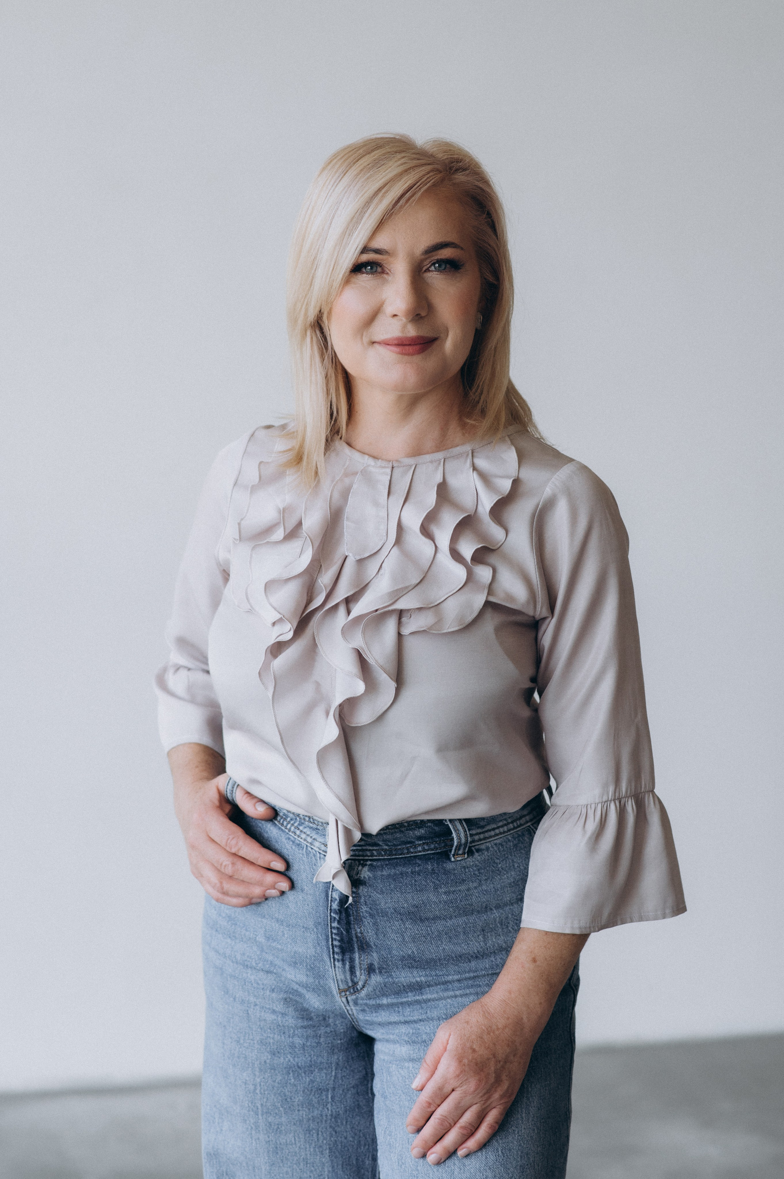 Індивідуальна фотосесія у студії Тернопіль, портретна зйомка Тернопіль, портретний фотограф Львів Тернопіль. Сімейний, дитячий та індивідуальний фотограф в м. Тернопіль, м. Львів