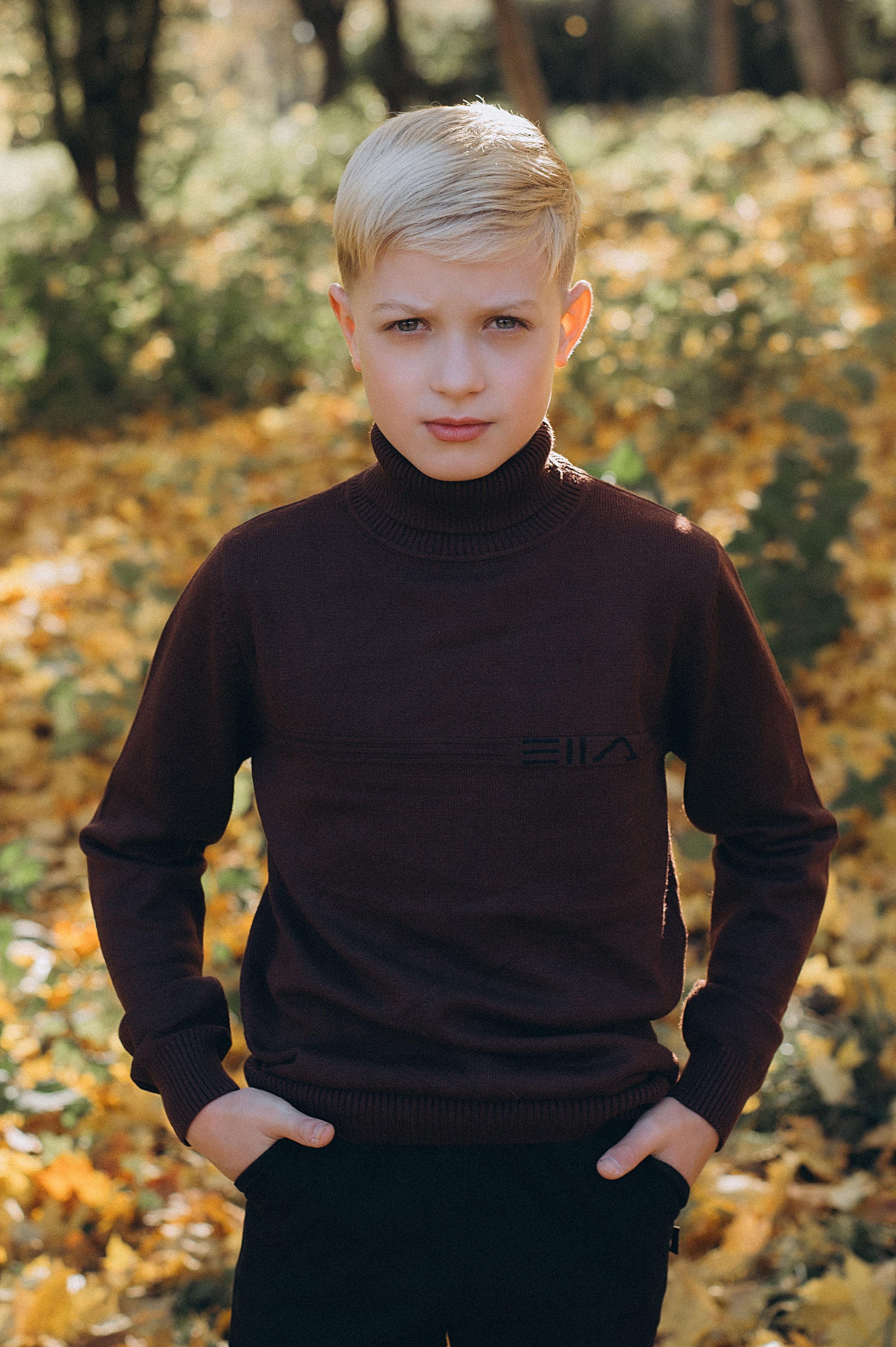 Осіння фотосесія 4 класу на віньєтки, випускні фотоальбоми Тернопіль, фотосесія випускників Тернопіль, шкільний випускний альбом Тернопіль. Сімейний, дитячий та індивідуальний фотограф в м. Тернопіль, м. Львів