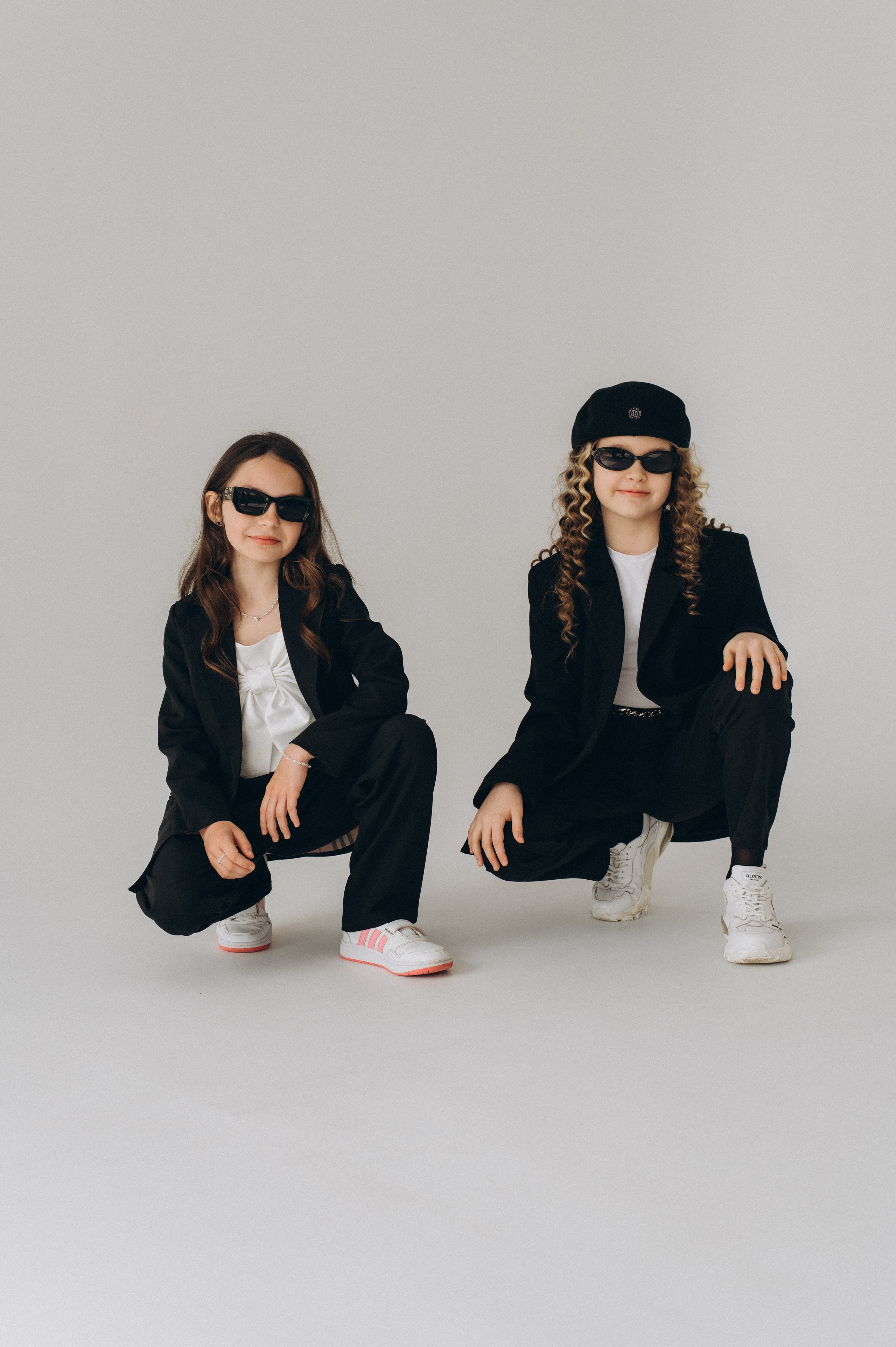 Шкільна фотосесія на віньєтки Тернопіль, шкільні альбоми, фотосесія випускників Тернопіль, випускний альбом, фотограф випускний Тернопіль. Сімейний, дитячий та індивідуальний фотограф в м. Тернопіль, м. Львів