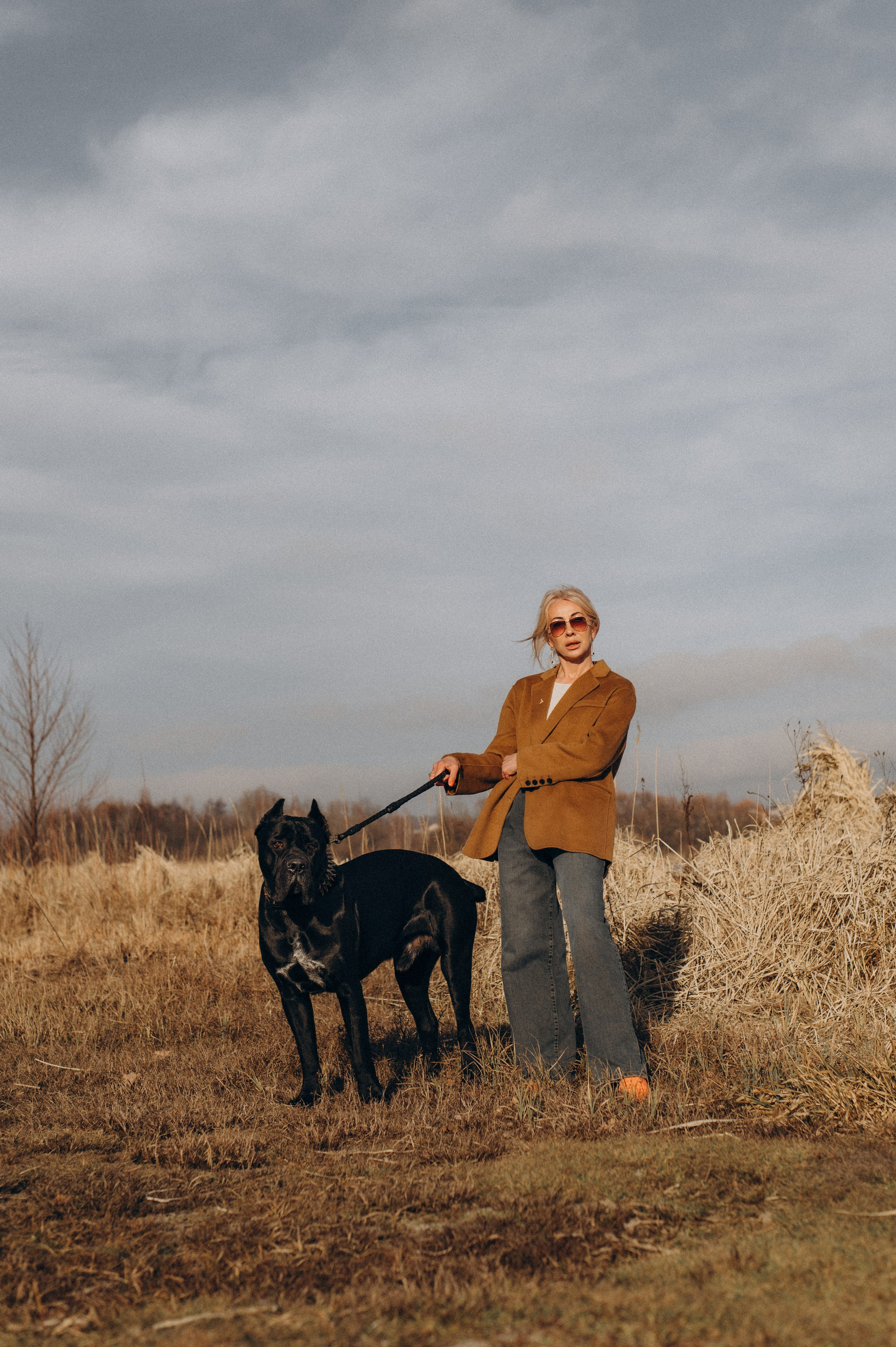 Фотосесія з собакою, зйомка з домашнім улюбленцем, фотосесія на природі Тернопіль, зйомка дівчат. Сімейний, дитячий та індивідуальний фотограф в м. Тернопіль, м. Львів