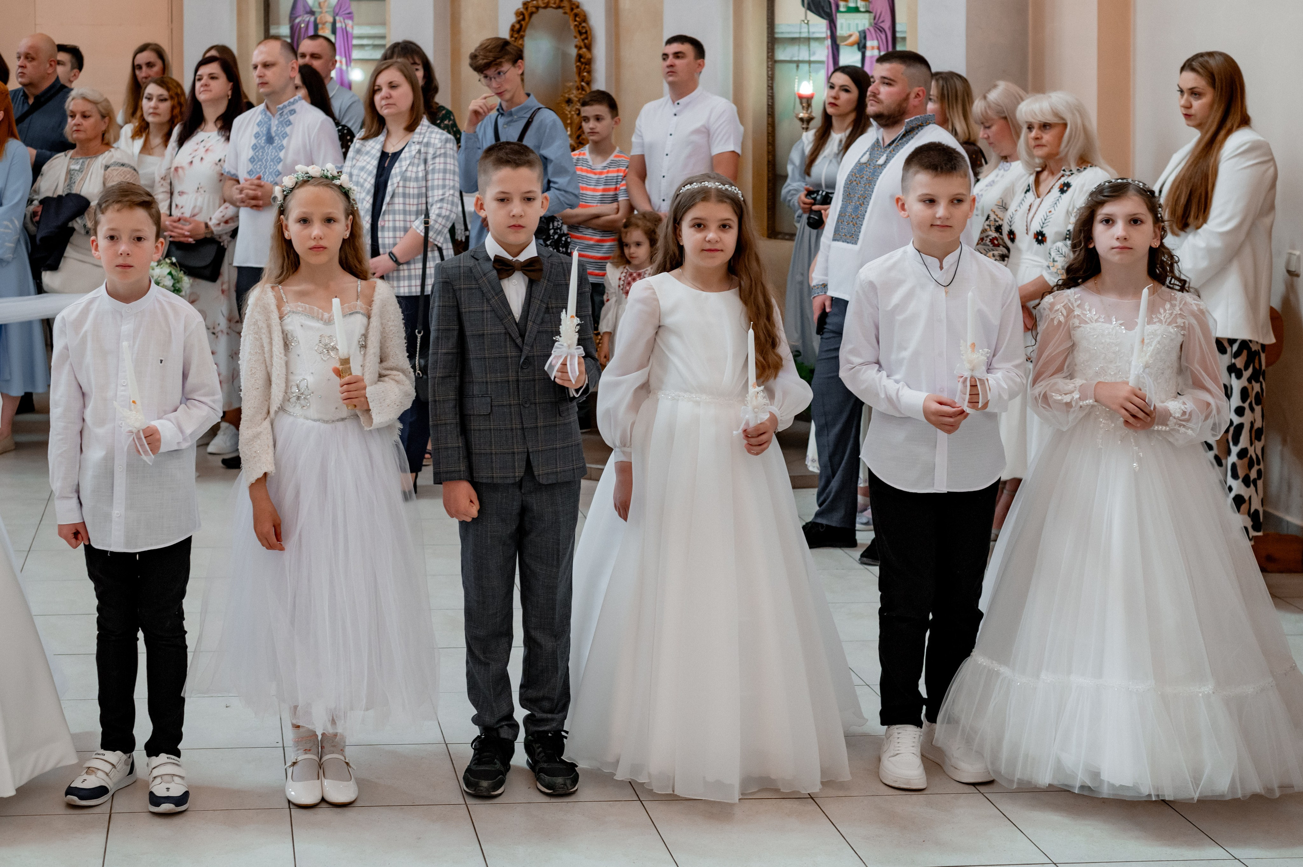 Фотосесія Першого Причастя Тернопіль, зйомка Причастя Тернопіль, Таїнство Першого Причастя Тернопіль, Катедра Причастя Тернопіль. Сімейний, дитячий та індивідуальний фотограф в м. Тернопіль, м. Львів