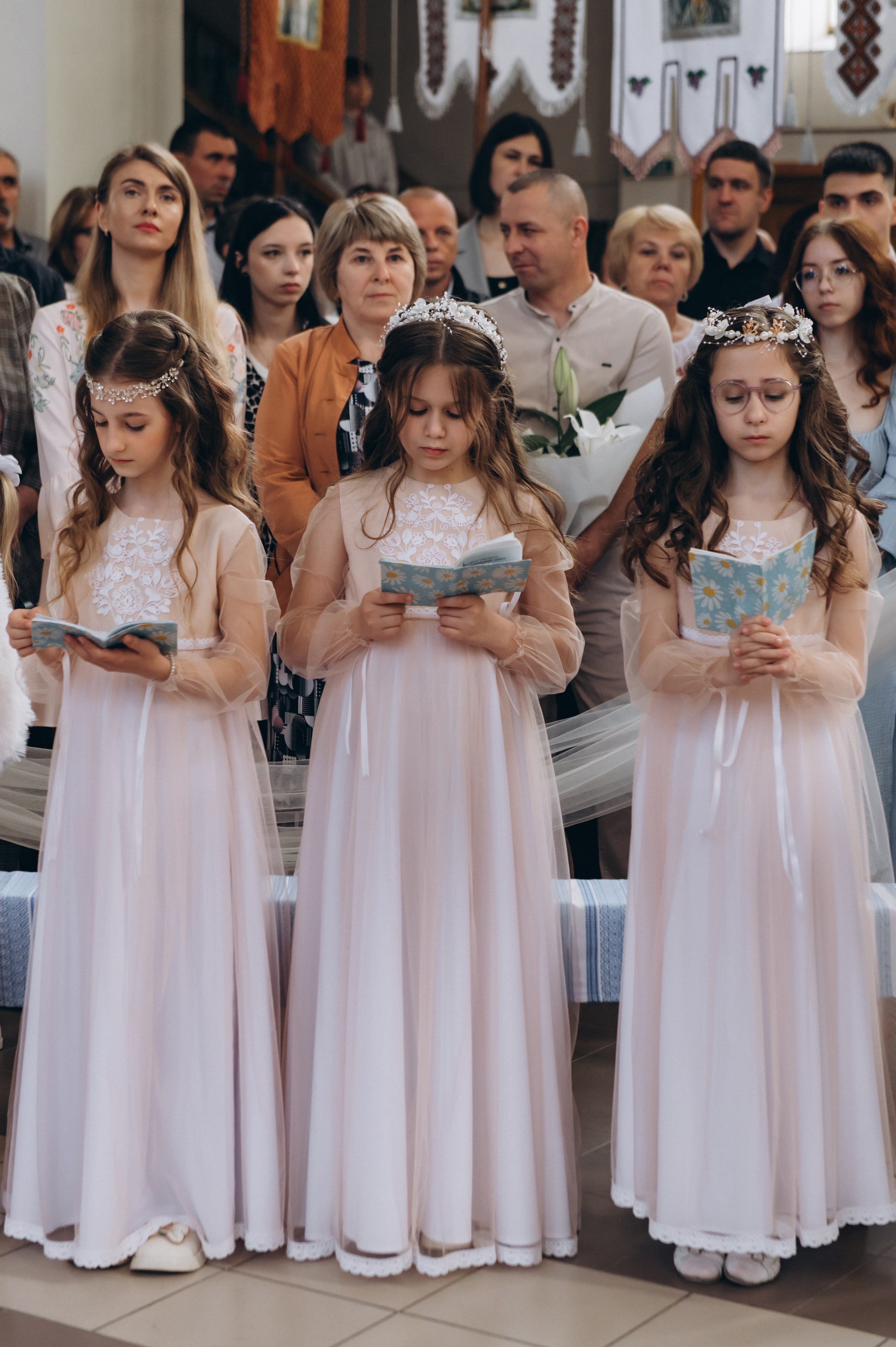 Фотосесія Причастя Тернопіль, зйомка Причастя, фотограф на Причастя Тернопіль, Причастя Львів, Причастя церква Михаїла Тернопіль. Сімейний, дитячий та індивідуальний фотограф в м. Тернопіль, м. Львів