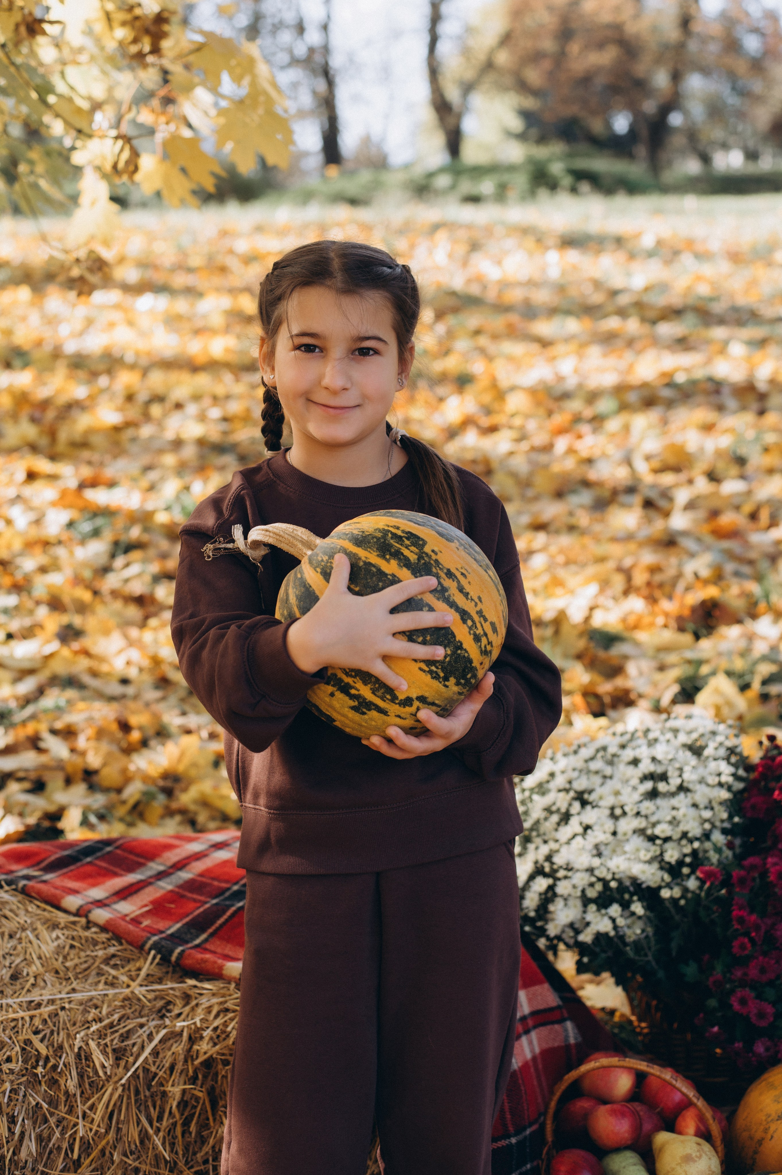 Осіння фотосесія 4 класу на віньєтки, випускні фотоальбоми Тернопіль, фотосесія випускників Тернопіль, шкільний випускний альбом Тернопіль. Сімейний, дитячий та індивідуальний фотограф в м. Тернопіль, м. Львів
