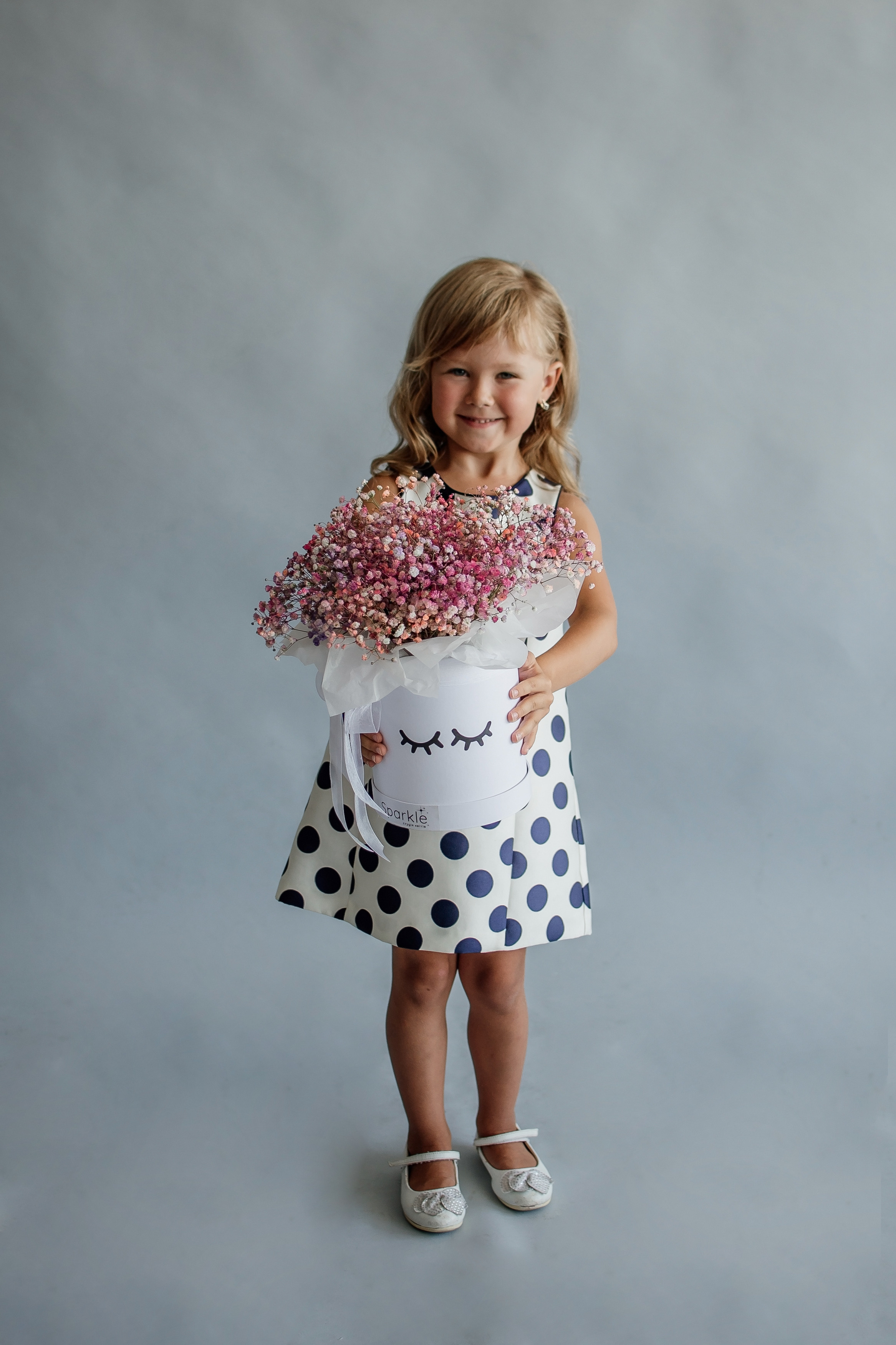 Студійна фотосесія з квітами для квіткової крамниці Sparkle. Тернопіль. Сімейний, дитячий та індивідуальний фотограф в м. Тернопіль, м. Львів